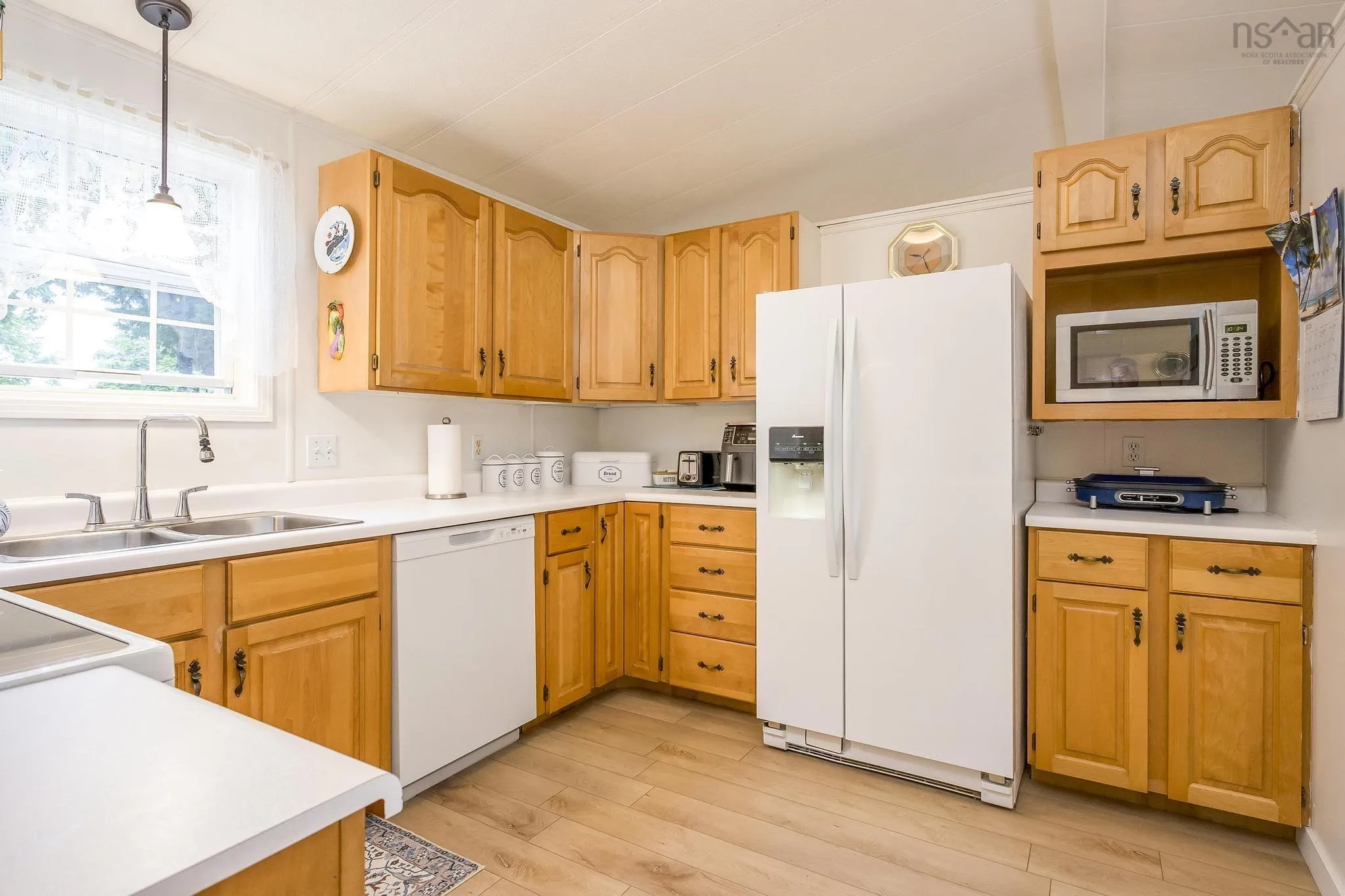 12 Fifth Street, Lucasville, NS B4B 1R2, 3 Bedrooms Bedrooms, ,2 BathroomsBathrooms,Residential,For Sale,Fifth,202518825
