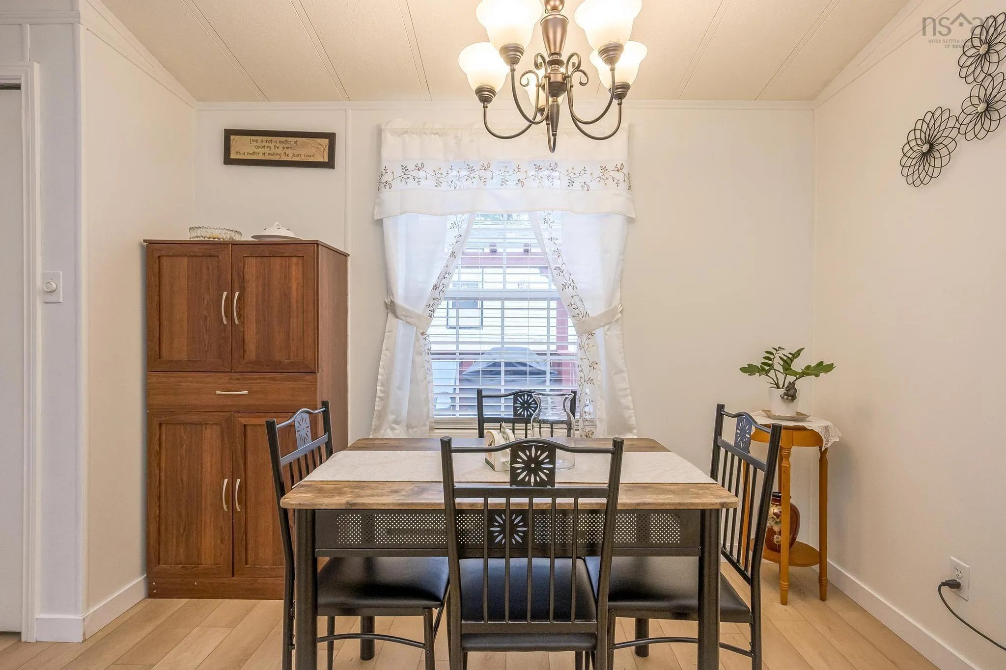 12 Fifth Street, Lucasville, NS B4B 1R2, 3 Bedrooms Bedrooms, ,2 BathroomsBathrooms,Residential,For Sale,Fifth,202518825