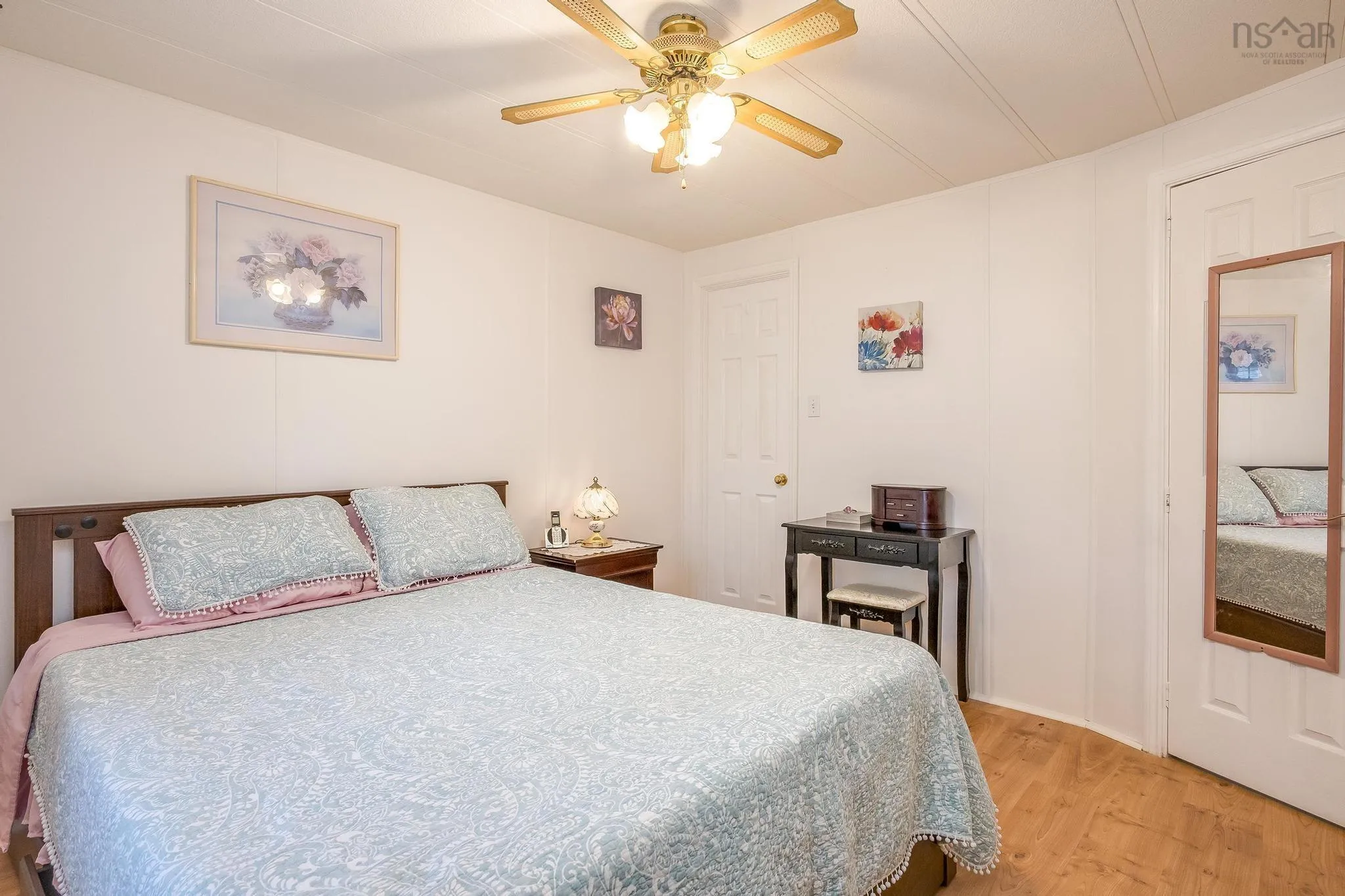 12 Fifth Street, Lucasville, NS B4B 1R2, 3 Bedrooms Bedrooms, ,2 BathroomsBathrooms,Residential,For Sale,Fifth,202518825