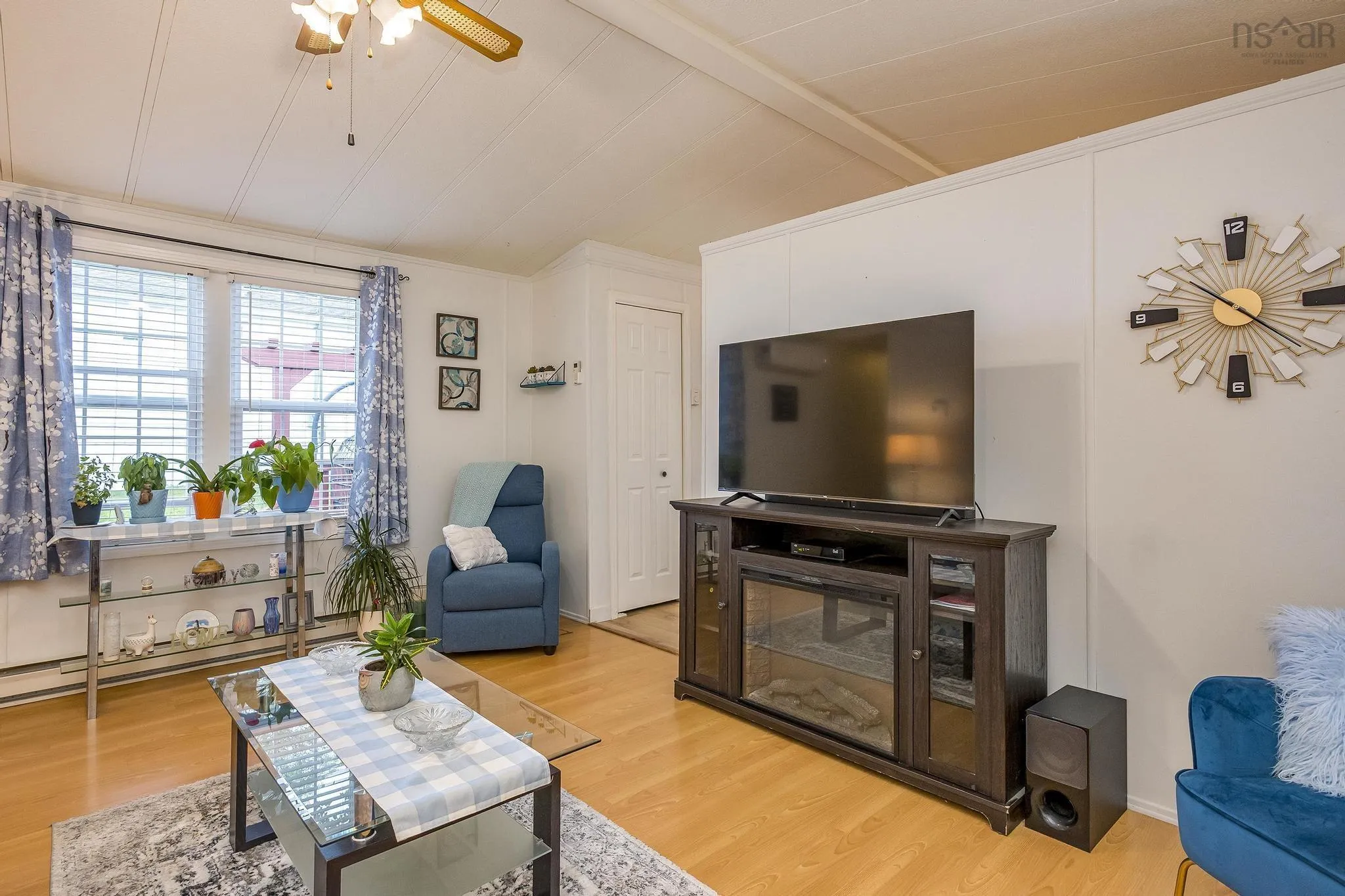 12 Fifth Street, Lucasville, NS B4B 1R2, 3 Bedrooms Bedrooms, ,2 BathroomsBathrooms,Residential,For Sale,Fifth,202518825