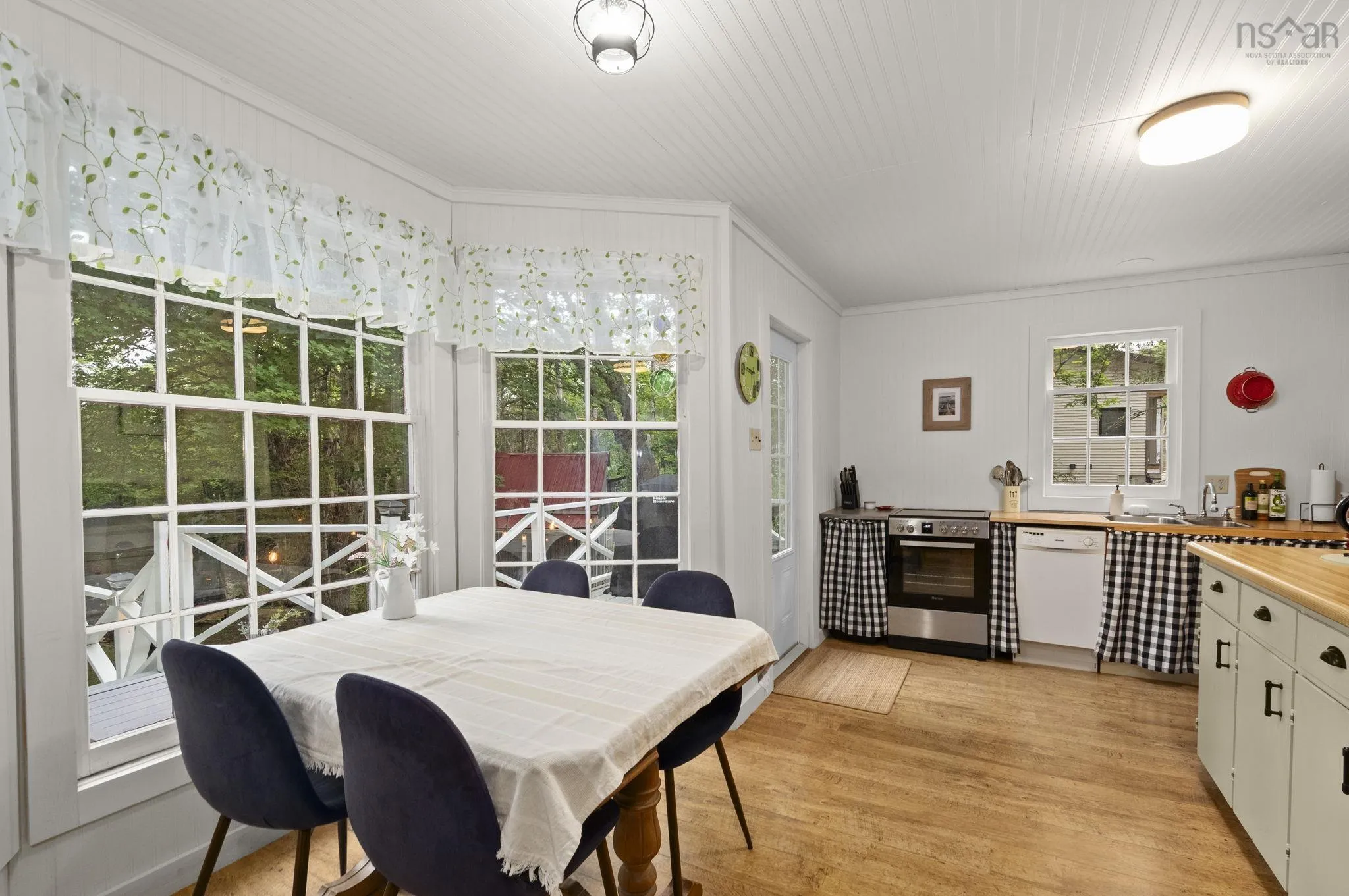 133 Conrads Road, Hubbards, NS B0J 1T0, 2 Bedrooms Bedrooms, ,2 BathroomsBathrooms,Residential,For Sale,Conrads,202520897