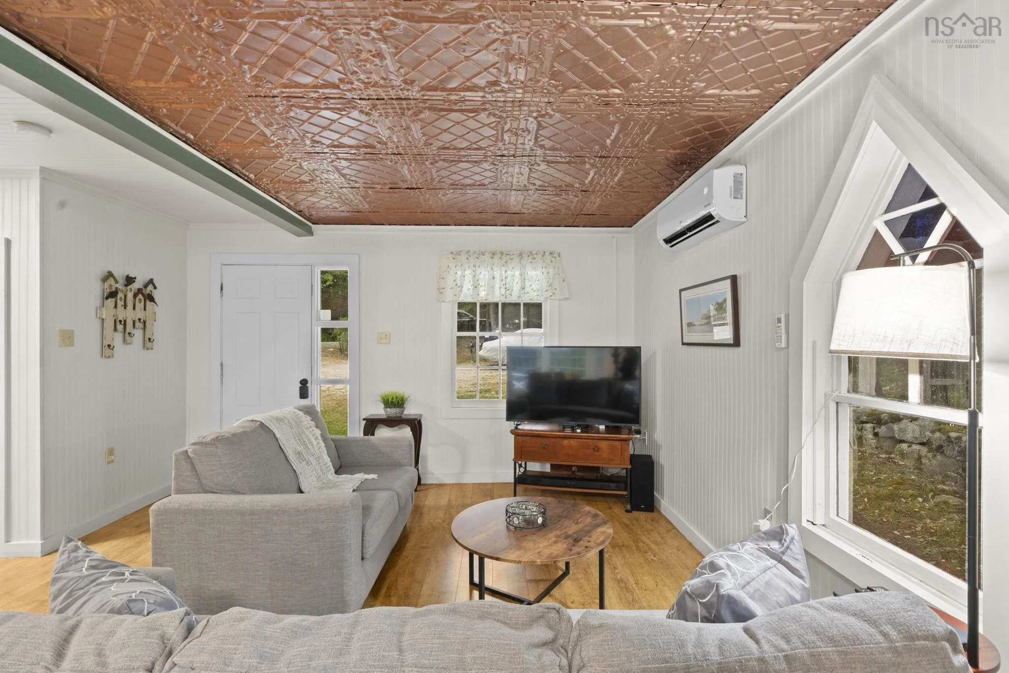 133 Conrads Road, Hubbards, NS B0J 1T0, 2 Bedrooms Bedrooms, ,2 BathroomsBathrooms,Residential,For Sale,Conrads,202520897