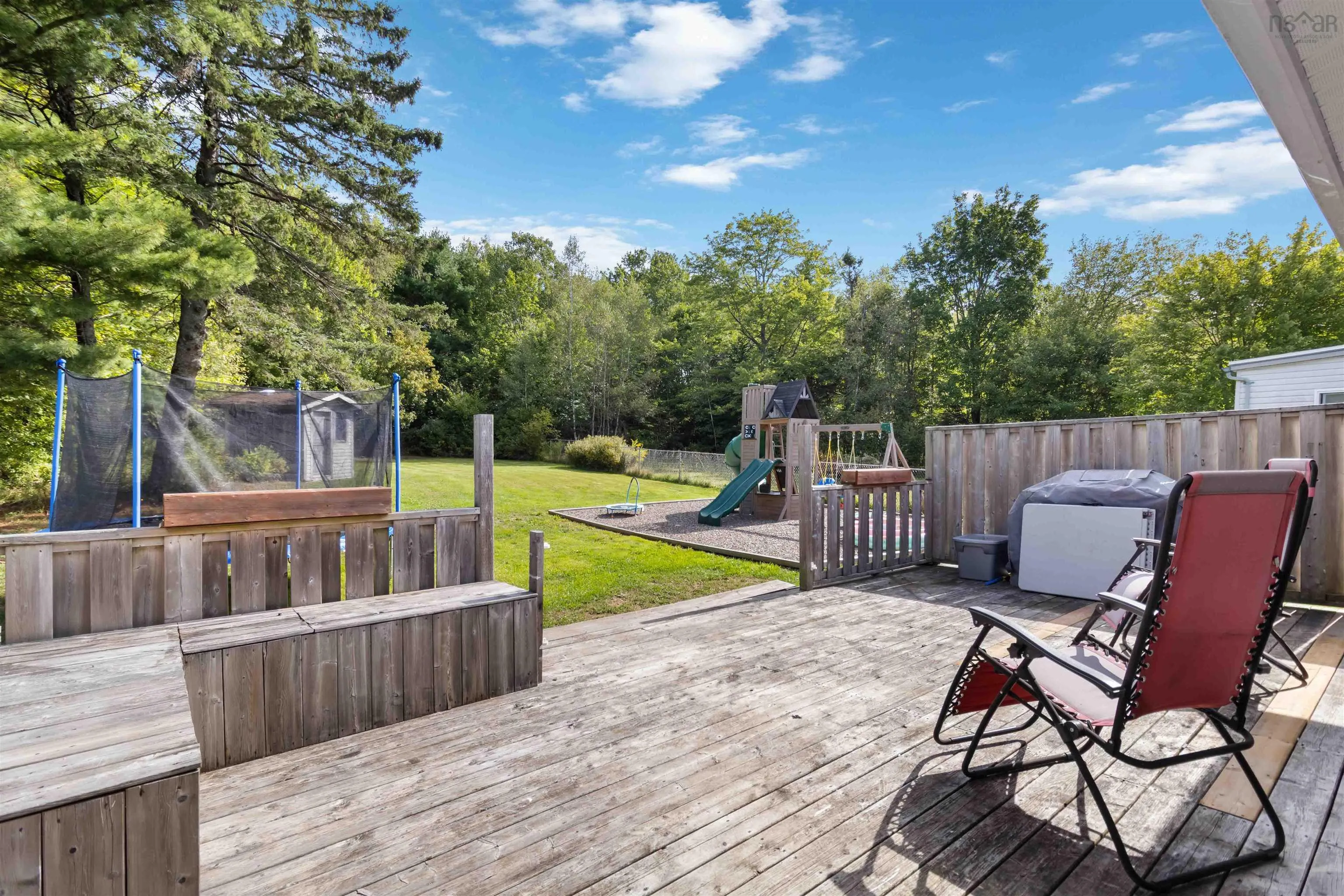 51 Hillside Avenue, Lower Sackville, NS B4C 1W6, 2 Bedrooms Bedrooms, ,1 BathroomBathrooms,Residential,For Sale,Hillside,202523027