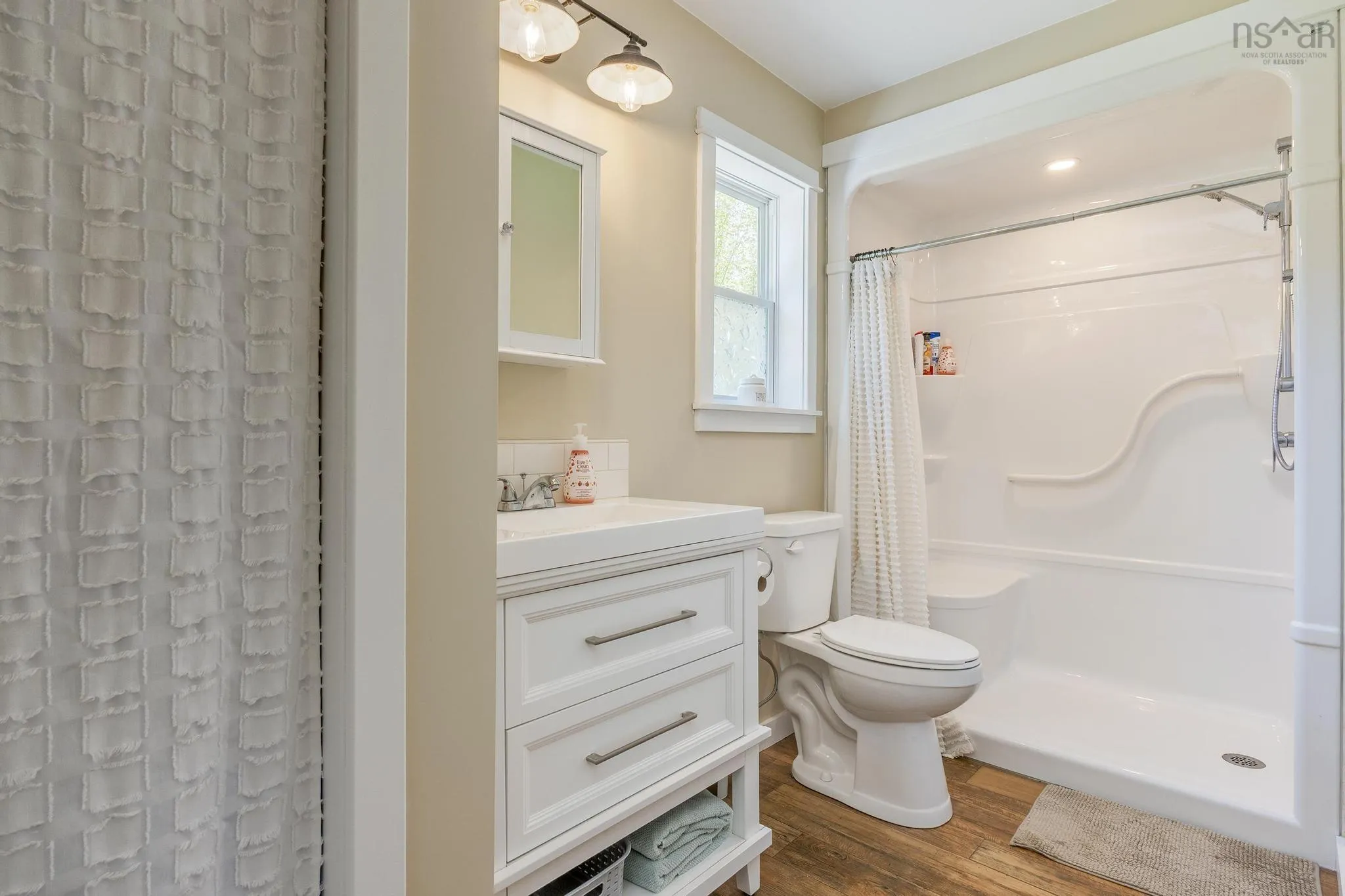 38 Joseph Street, Labelle, NS B0T 1E0, 2 Bedrooms Bedrooms, ,1 BathroomBathrooms,Residential,For Sale,Joseph,202512869