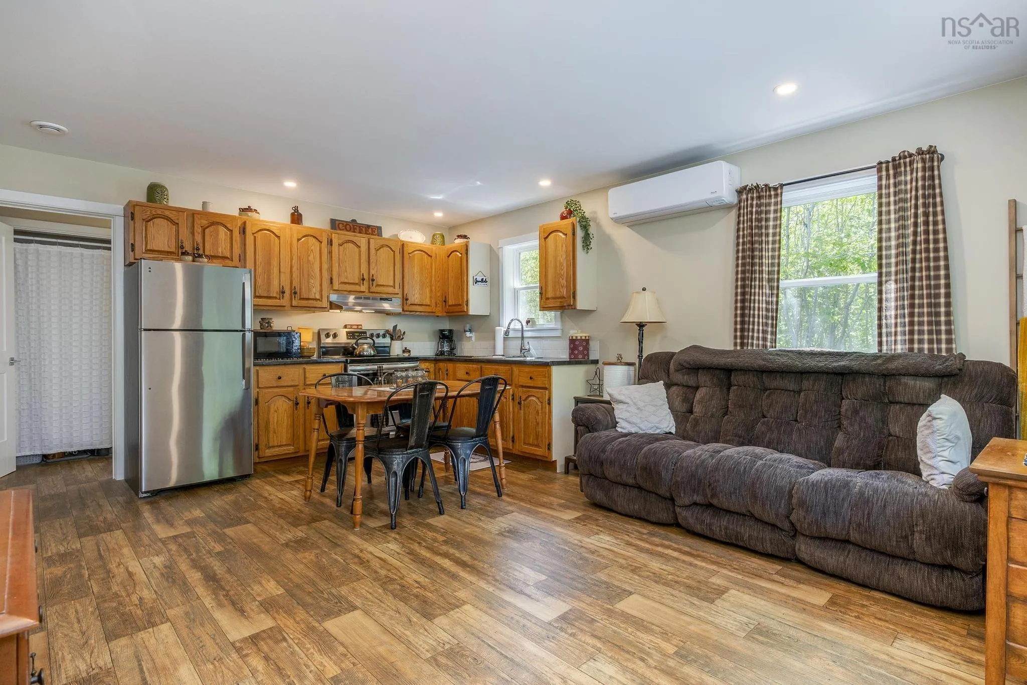 38 Joseph Street, Labelle, NS B0T 1E0, 2 Bedrooms Bedrooms, ,1 BathroomBathrooms,Residential,For Sale,Joseph,202512869