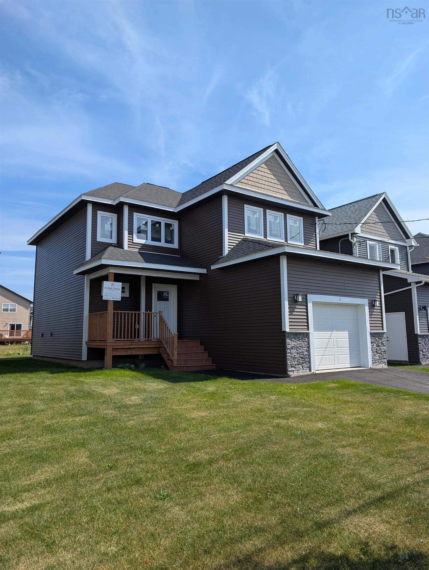 11 Brick Lane, Halifax, NS B3P 0G4, 3 Bedrooms Bedrooms, ,4 BathroomsBathrooms,Residential,For Sale,Brick,202518225