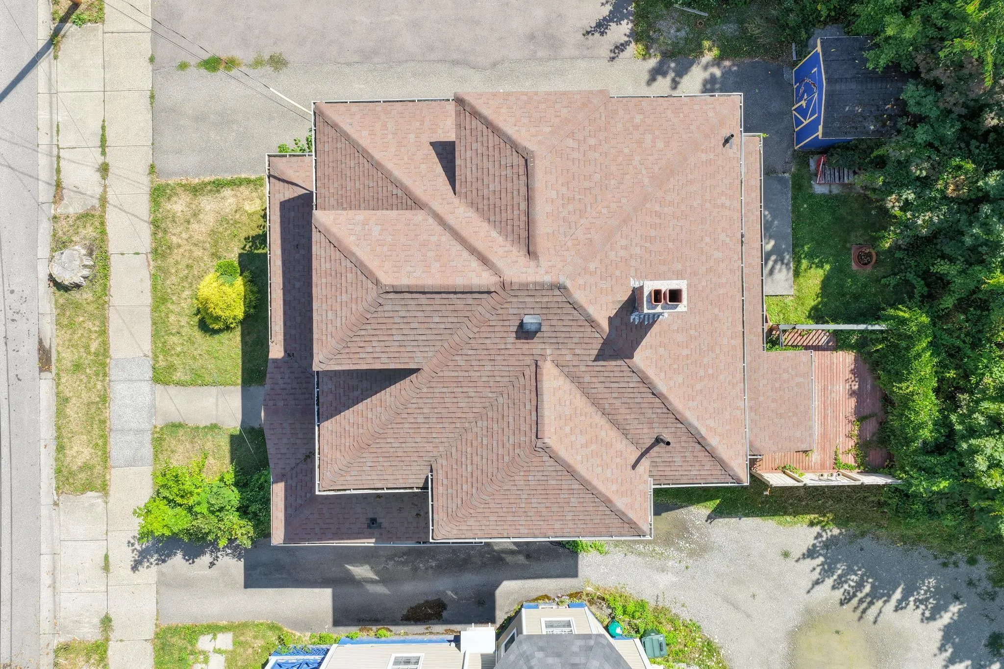 512 Charlotte Street, Sydney, NS B1P 1E7, 5 Bedrooms Bedrooms, ,Residential Income,For Sale,Charlotte,202523372