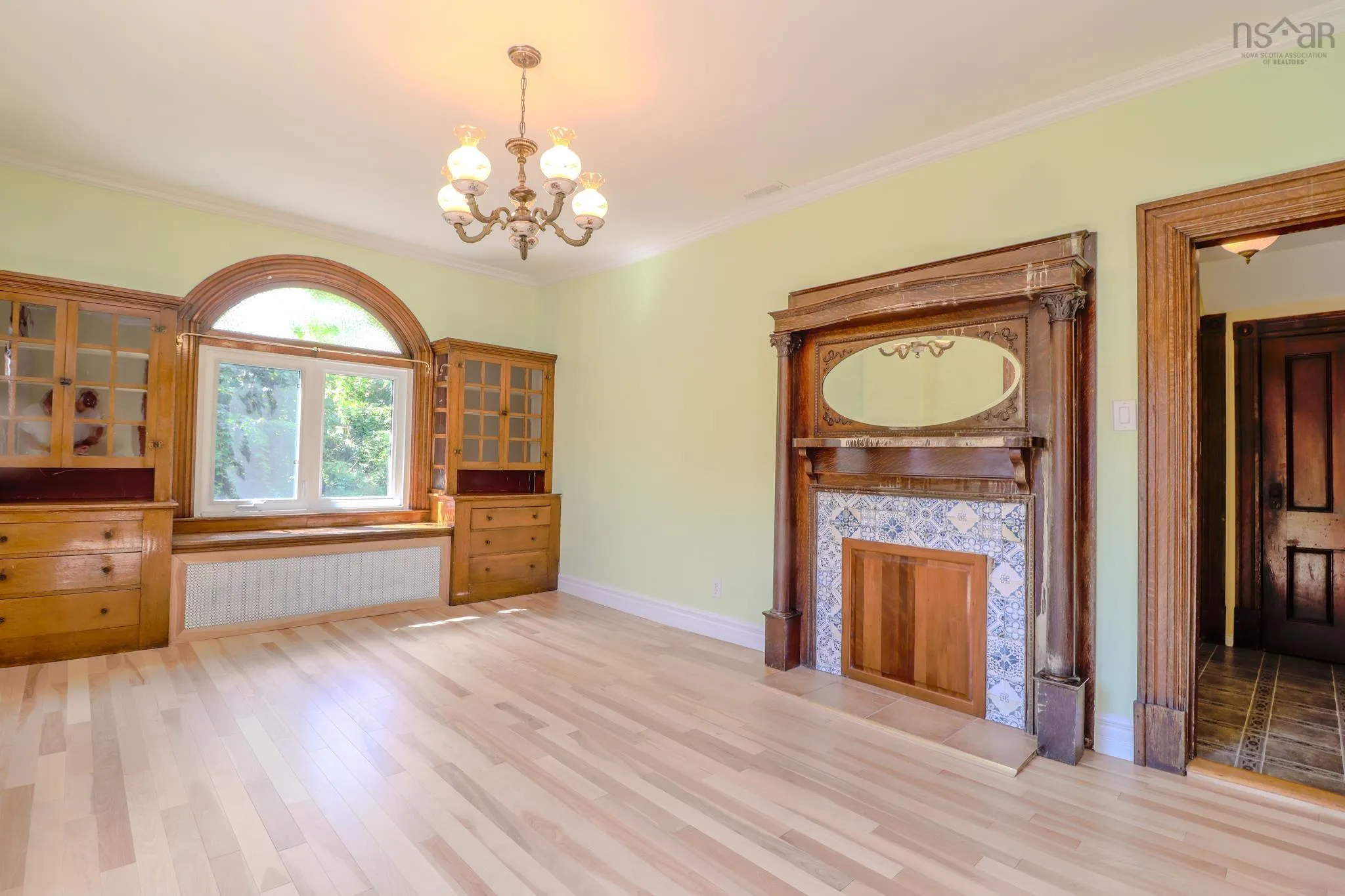 512 Charlotte Street, Sydney, NS B1P 1E7, 5 Bedrooms Bedrooms, ,Residential Income,For Sale,Charlotte,202523372