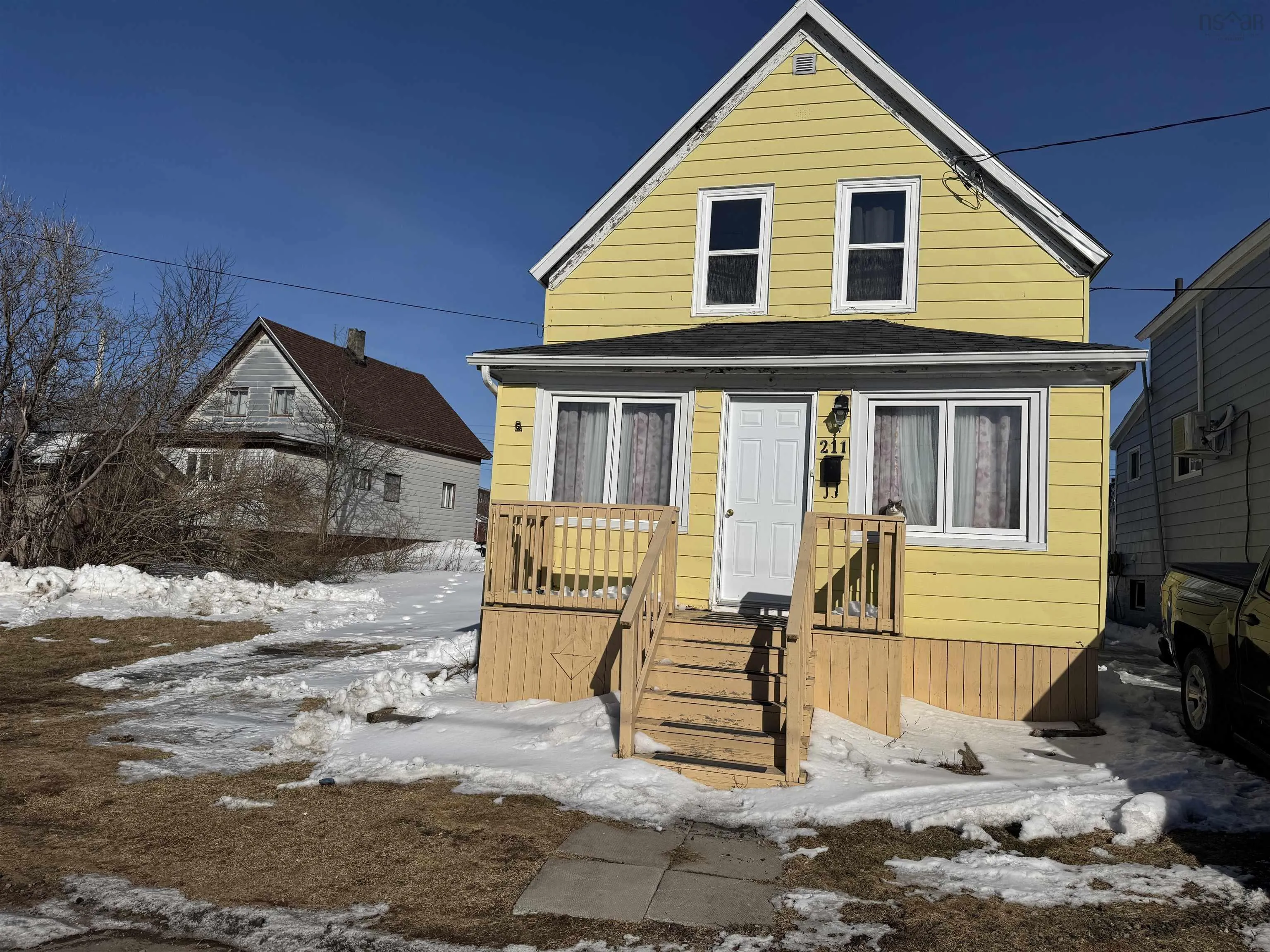 211 Bay Street, Sydney Ns B1n 3j8, 3 Bedrooms Bedrooms, ,1 BathroomBathrooms,Residential,For Sale,Bay,202505612