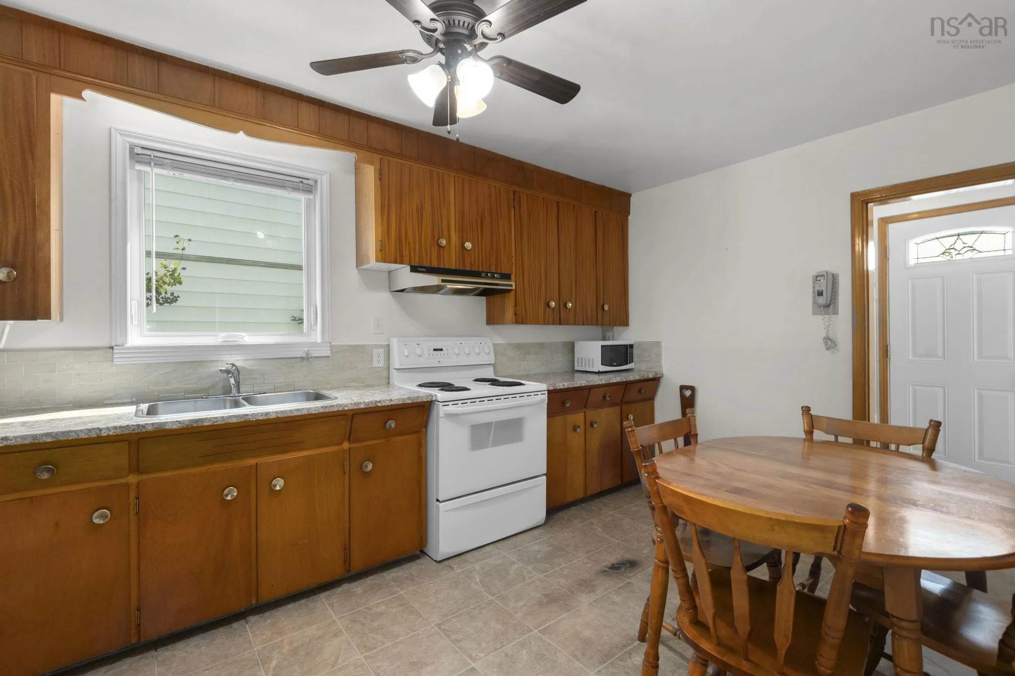 13 Convoy Avenue, Halifax, NS B3N 2P5, 4 Bedrooms Bedrooms, ,1 BathroomBathrooms,Residential,For Sale,Convoy,202519389