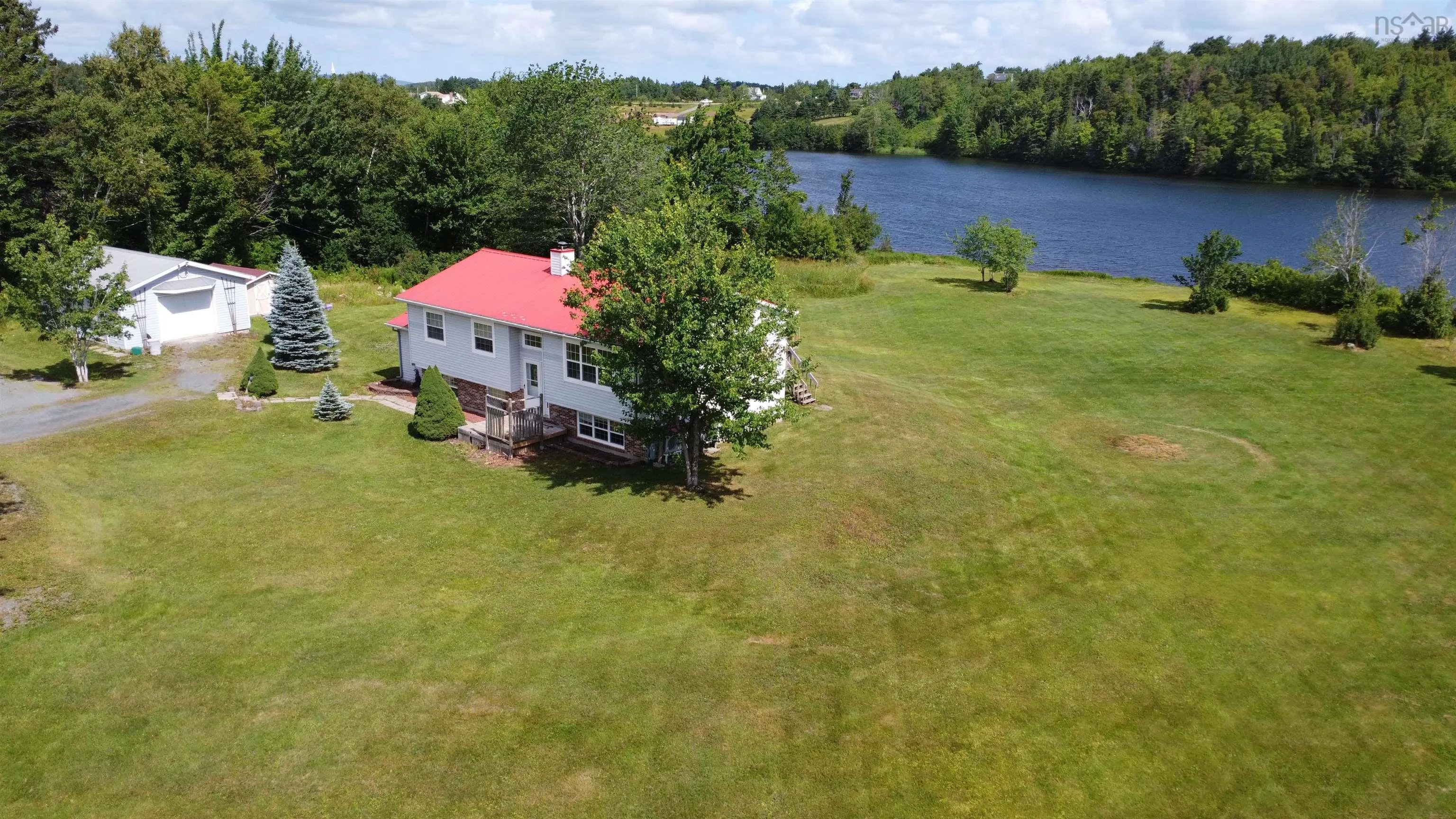 233 Pomquet Lake Road, Pomquet, NS B2G 2L4, 4 Bedrooms Bedrooms, ,3 BathroomsBathrooms,Residential,For Sale,Pomquet Lake Road,202518942