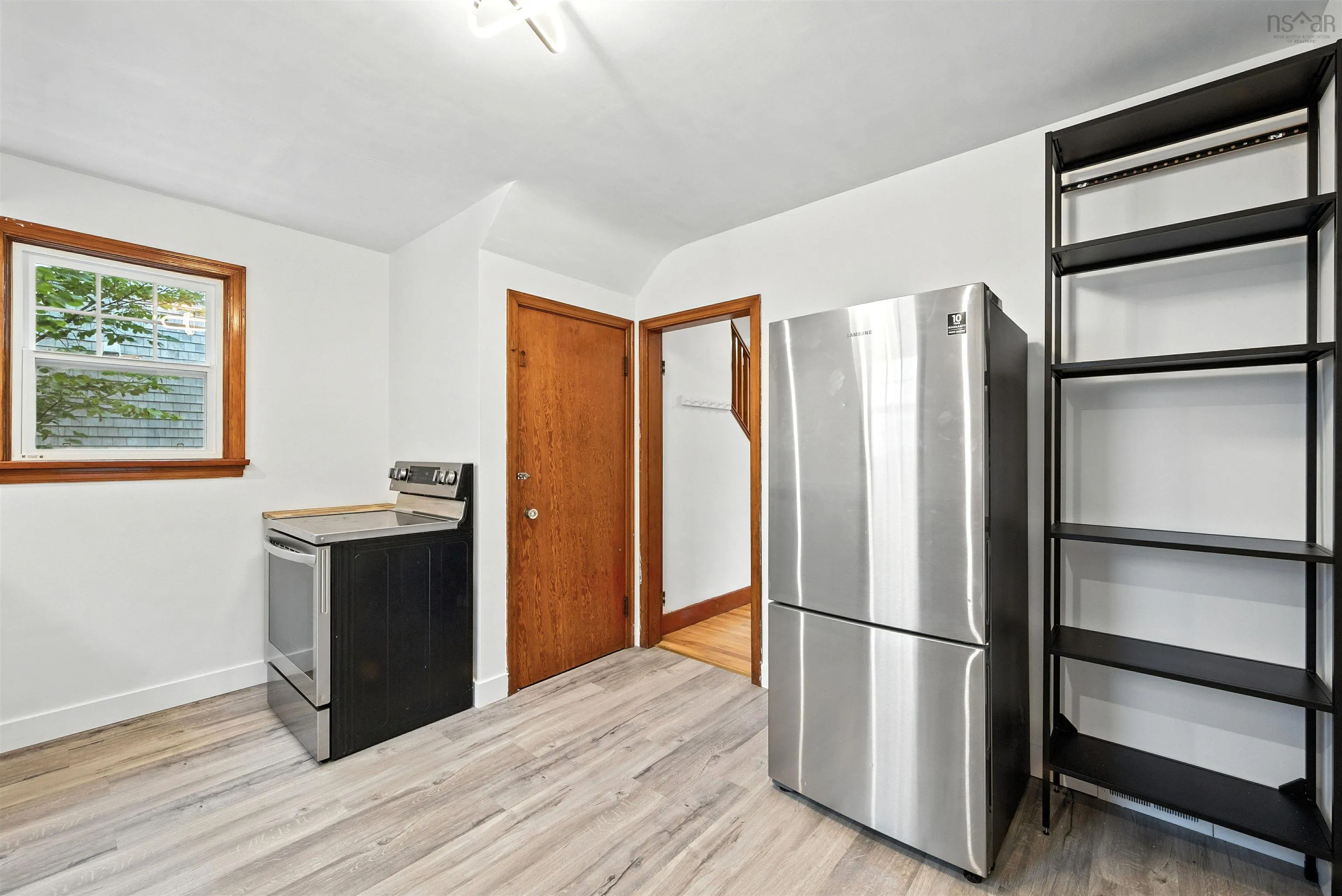 21 Mount Pleasant Avenue, Dartmouth, NS B3A 3T3, 3 Bedrooms Bedrooms, ,1 BathroomBathrooms,Residential,For Sale,Mount Pleasant,202520772