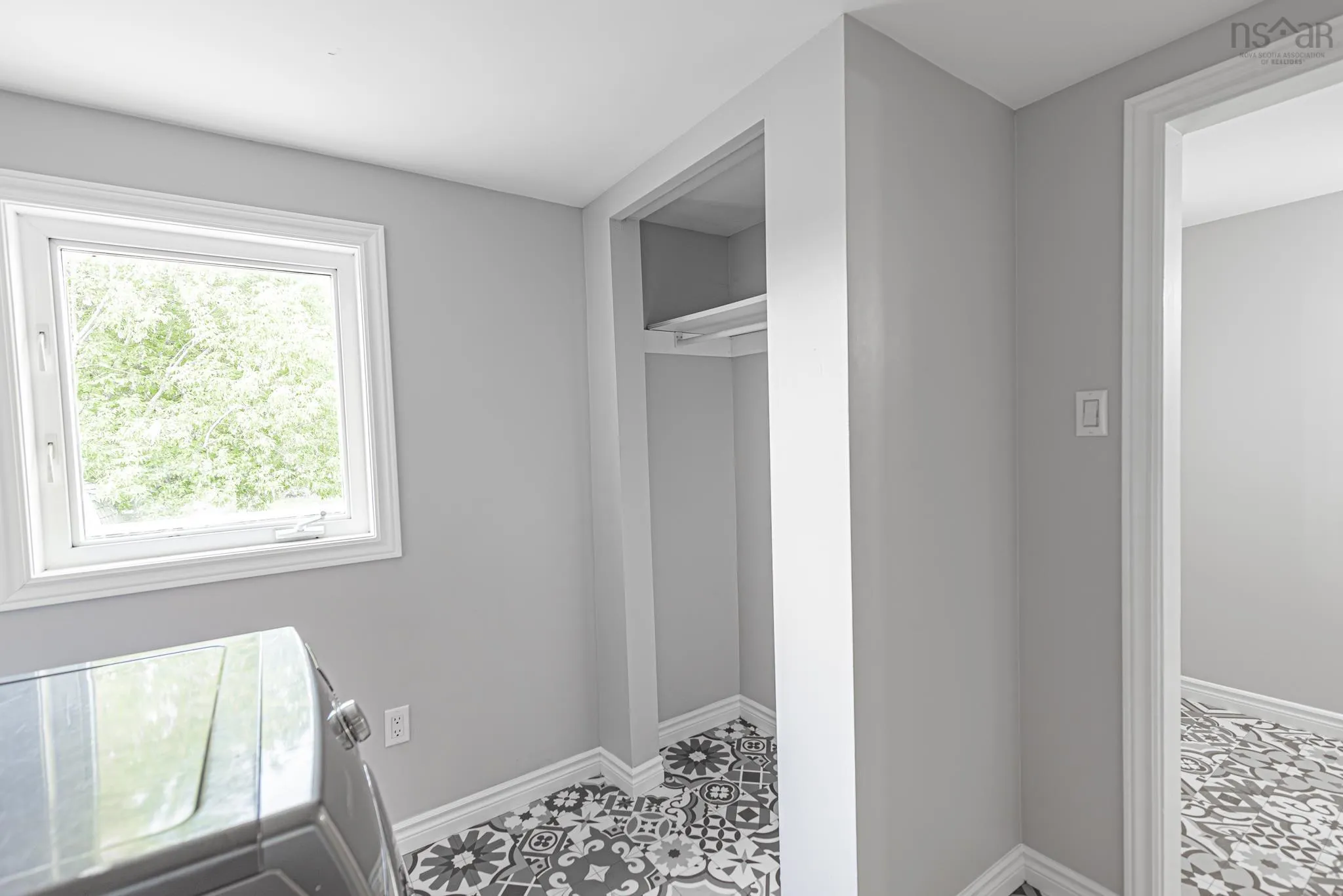 21 Grandview Avenue, Trenton, NS B0K 1X0, 2 Bedrooms Bedrooms, ,1 BathroomBathrooms,Residential,For Sale,Grandview,202521066