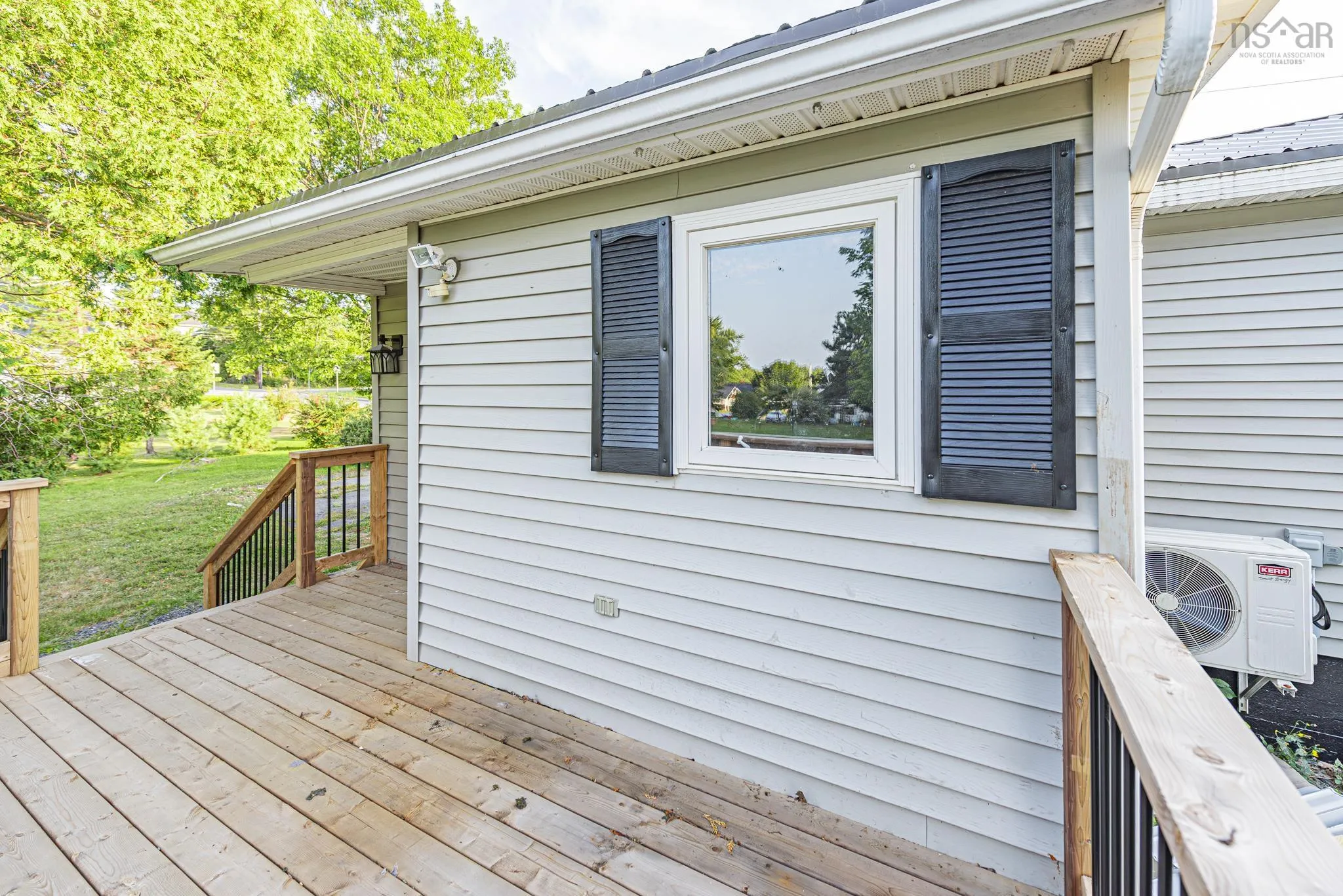 21 Grandview Avenue, Trenton, NS B0K 1X0, 2 Bedrooms Bedrooms, ,1 BathroomBathrooms,Residential,For Sale,Grandview,202521066