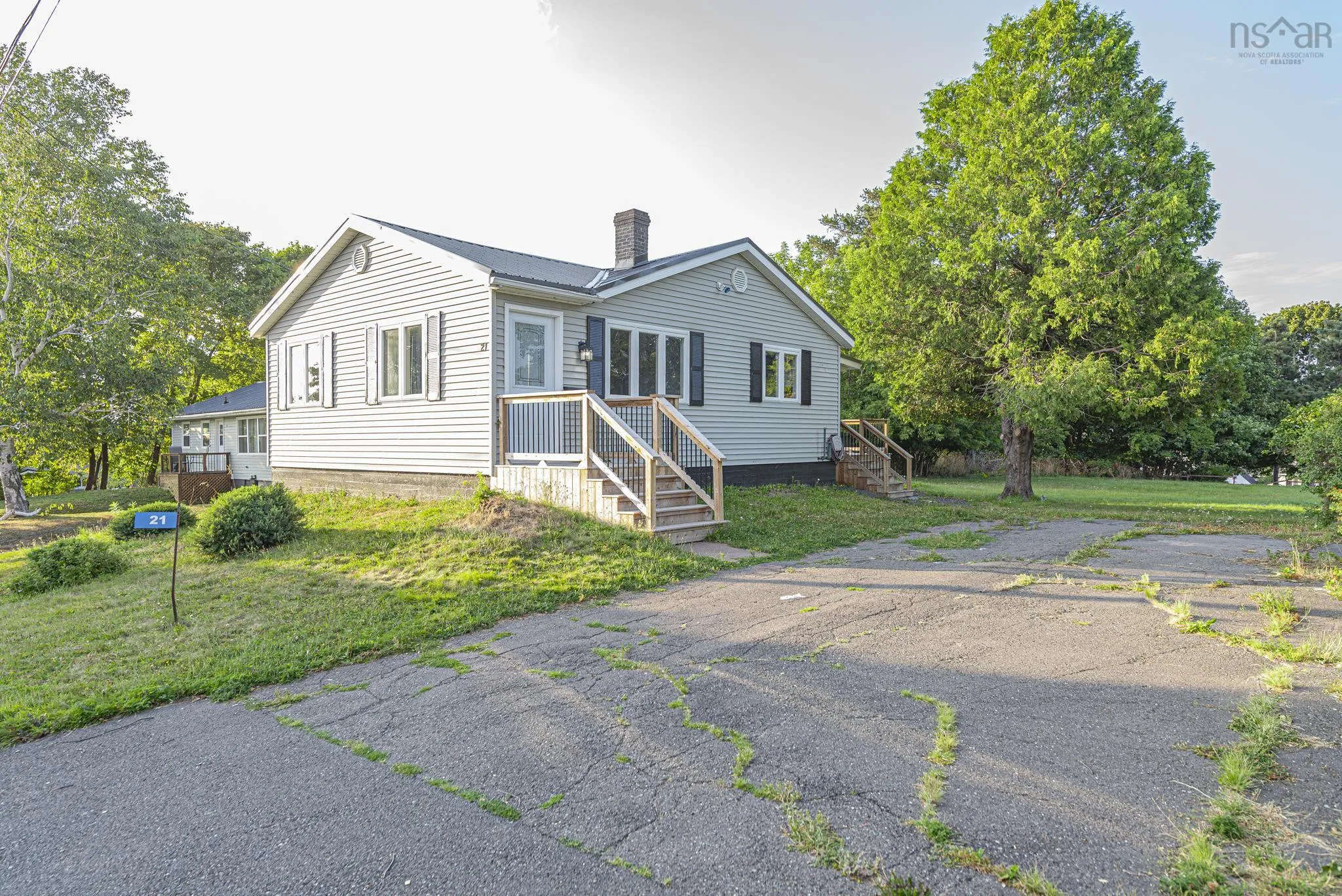 21 Grandview Avenue, Trenton, NS B0K 1X0, 2 Bedrooms Bedrooms, ,1 BathroomBathrooms,Residential,For Sale,Grandview,202521066