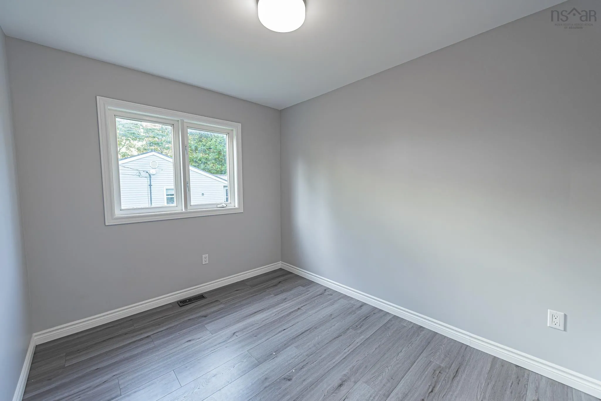 21 Grandview Avenue, Trenton, NS B0K 1X0, 2 Bedrooms Bedrooms, ,1 BathroomBathrooms,Residential,For Sale,Grandview,202521066