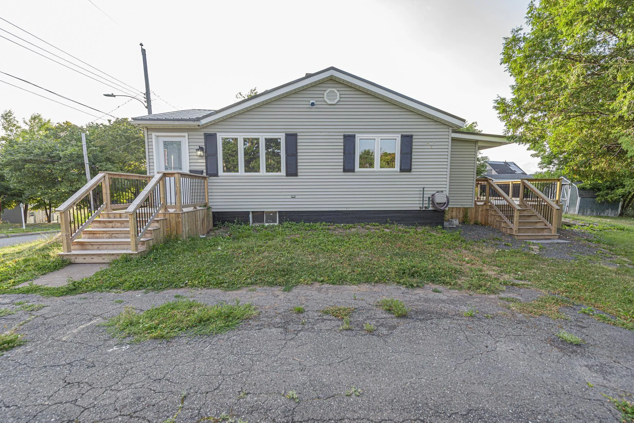 21 Grandview Avenue, Trenton, NS B0K 1X0, 2 Bedrooms Bedrooms, ,1 BathroomBathrooms,Residential,For Sale,Grandview,202521066
