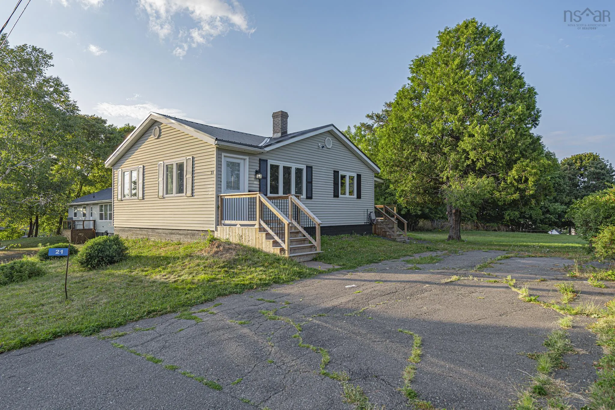 21 Grandview Avenue, Trenton, NS B0K 1X0, 2 Bedrooms Bedrooms, ,1 BathroomBathrooms,Residential,For Sale,Grandview,202521066