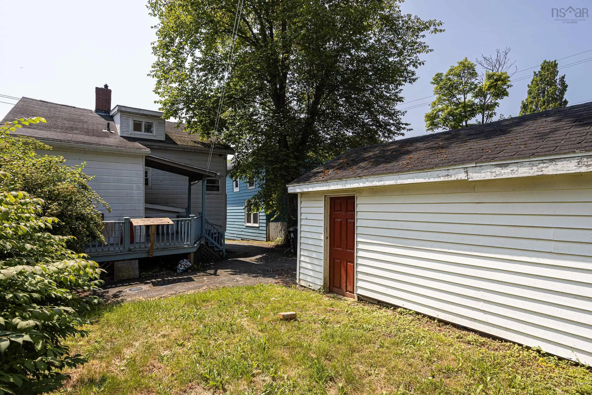 6983 Chebucto Road, Halifax, NS B3L 1M6, 8 Bedrooms Bedrooms, ,3 BathroomsBathrooms,Residential,For Sale,Chebucto,202518006
