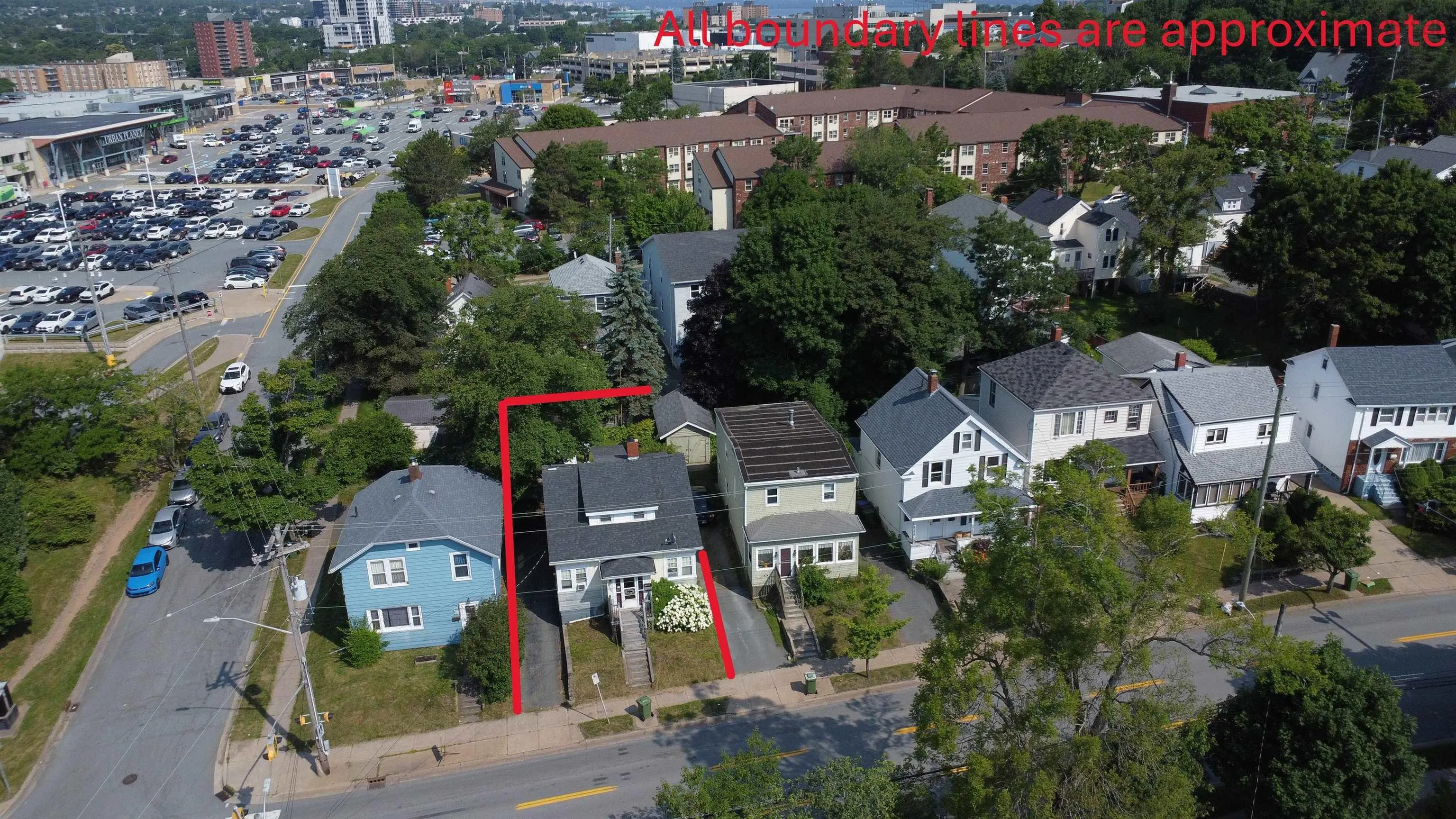 6983 Chebucto Road, Halifax, NS B3L 1M6, 8 Bedrooms Bedrooms, ,3 BathroomsBathrooms,Residential,For Sale,Chebucto,202518006