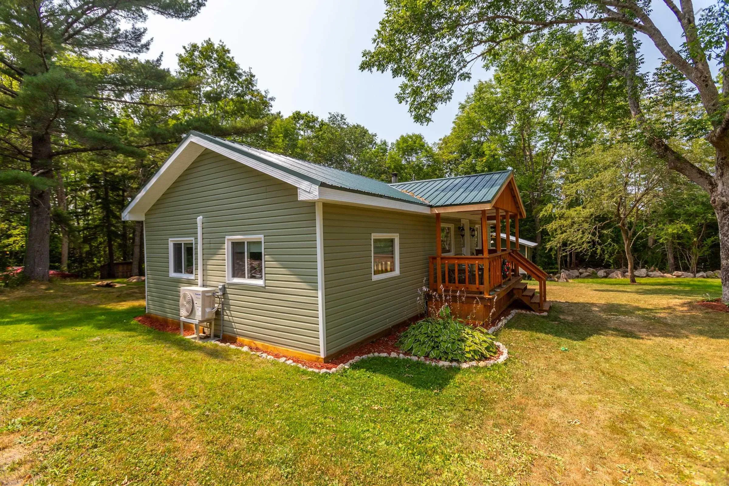 40 Jefferson Road, Bear River East, NS B0S 1B0, 1 Bedroom Bedrooms, ,1 BathroomBathrooms,Residential,For Sale,Jefferson Road,202519106