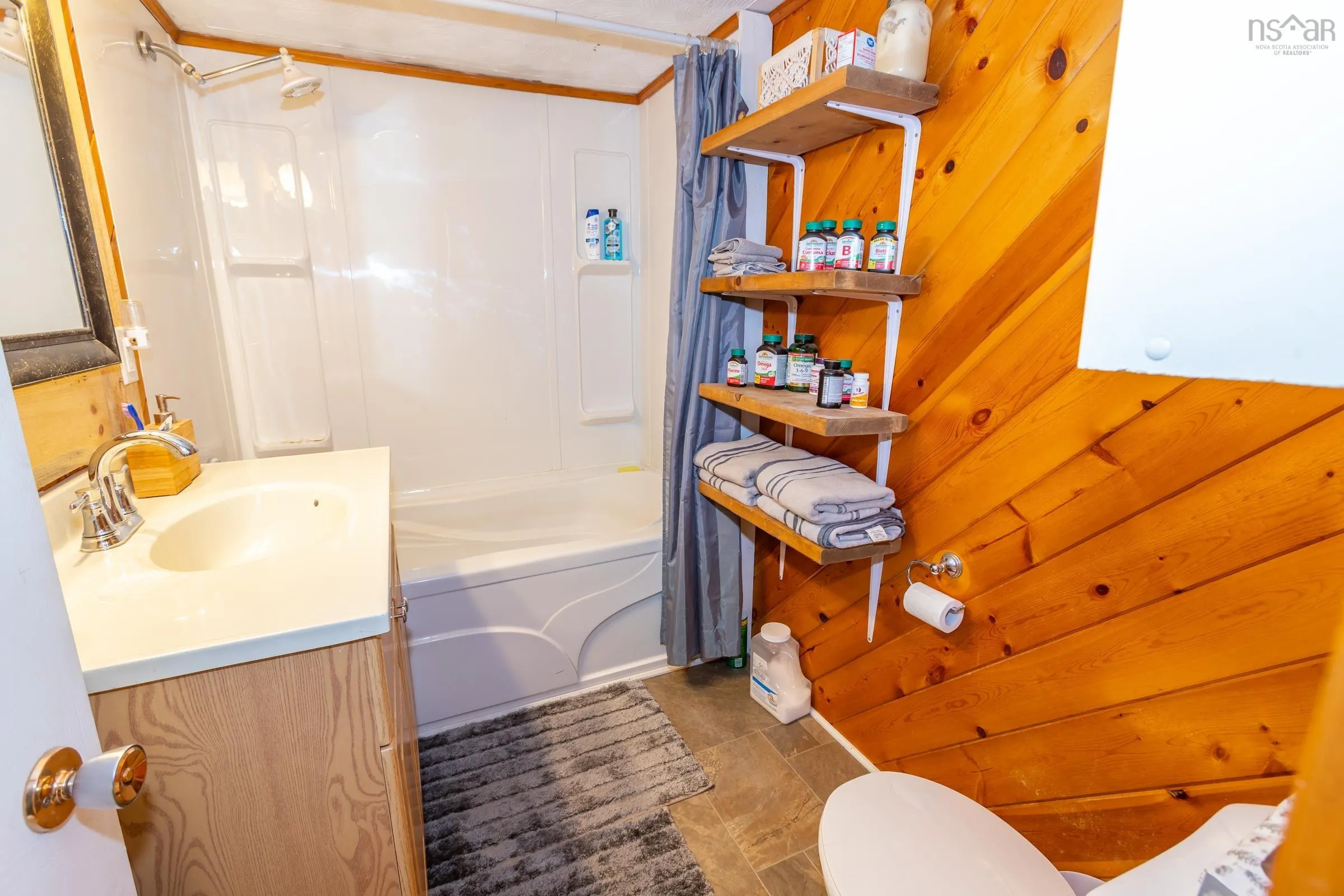 40 Jefferson Road, Bear River East, NS B0S 1B0, 1 Bedroom Bedrooms, ,1 BathroomBathrooms,Residential,For Sale,Jefferson Road,202519106