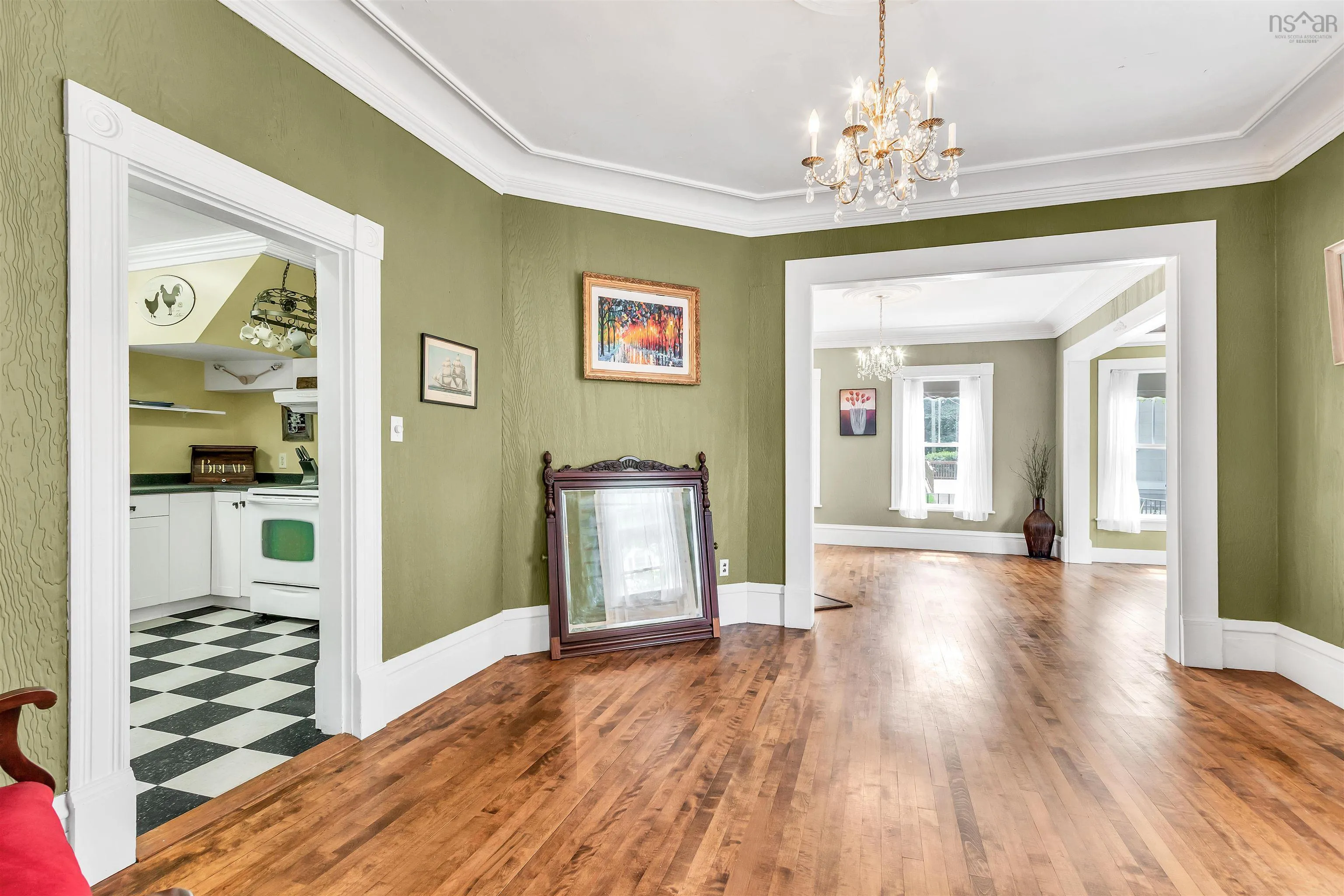 136 Church Street, Liverpool, NS B0T 1K0, 6 Bedrooms Bedrooms, ,4 BathroomsBathrooms,Residential,For Sale,Church,202519306