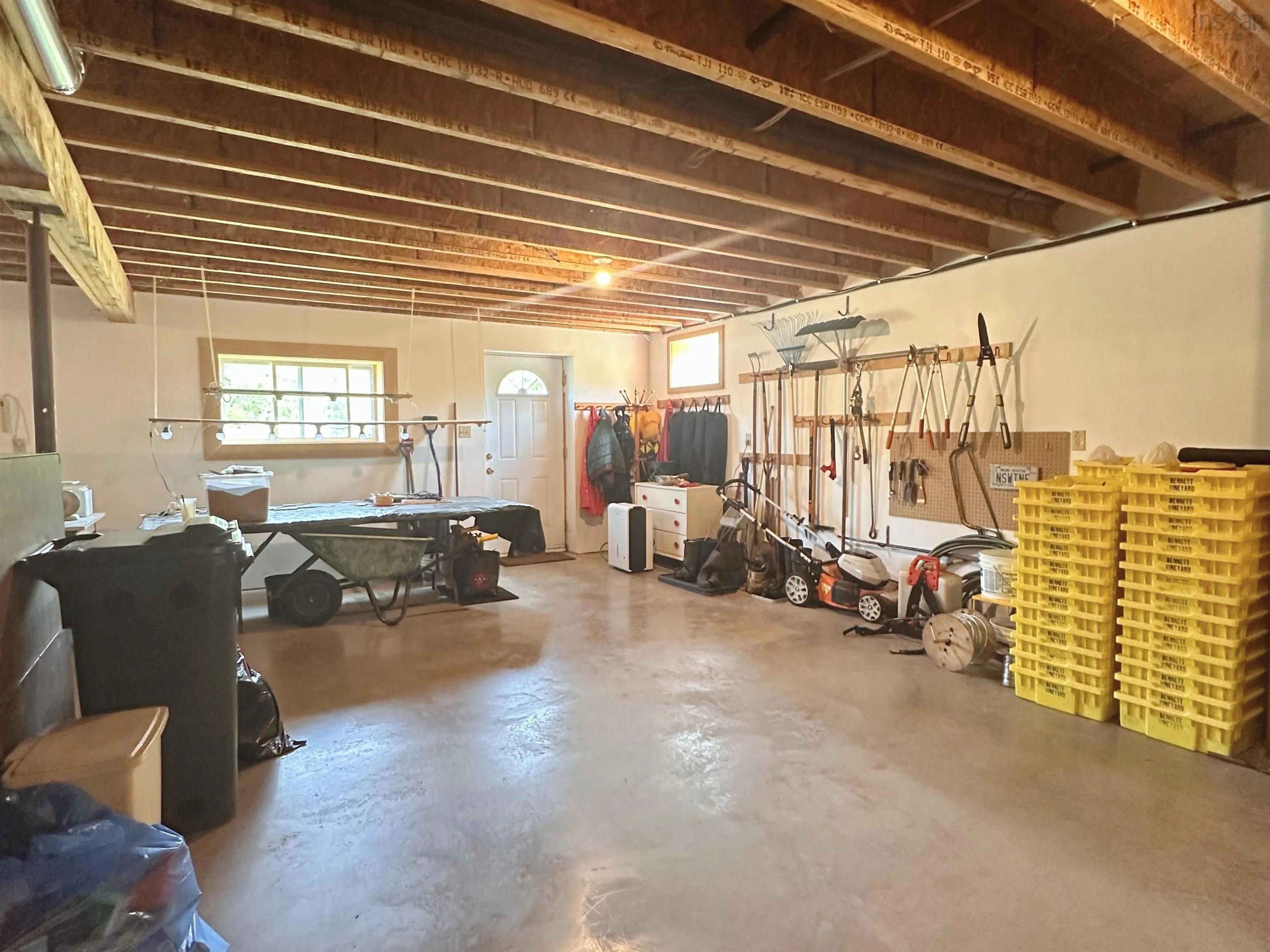 18 Fieldview Drive, Scarsdale, NS B0R 1A0, 2 Bedrooms Bedrooms, ,2 BathroomsBathrooms,Residential,For Sale,Fieldview,202515260
