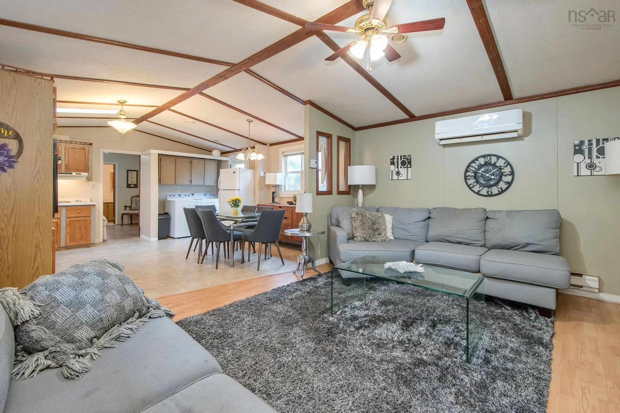 1 Wilson Avenue, Dartmouth, NS B2Y 2B2, 3 Bedrooms Bedrooms, ,2 BathroomsBathrooms,Residential,For Sale,Wilson,202518420