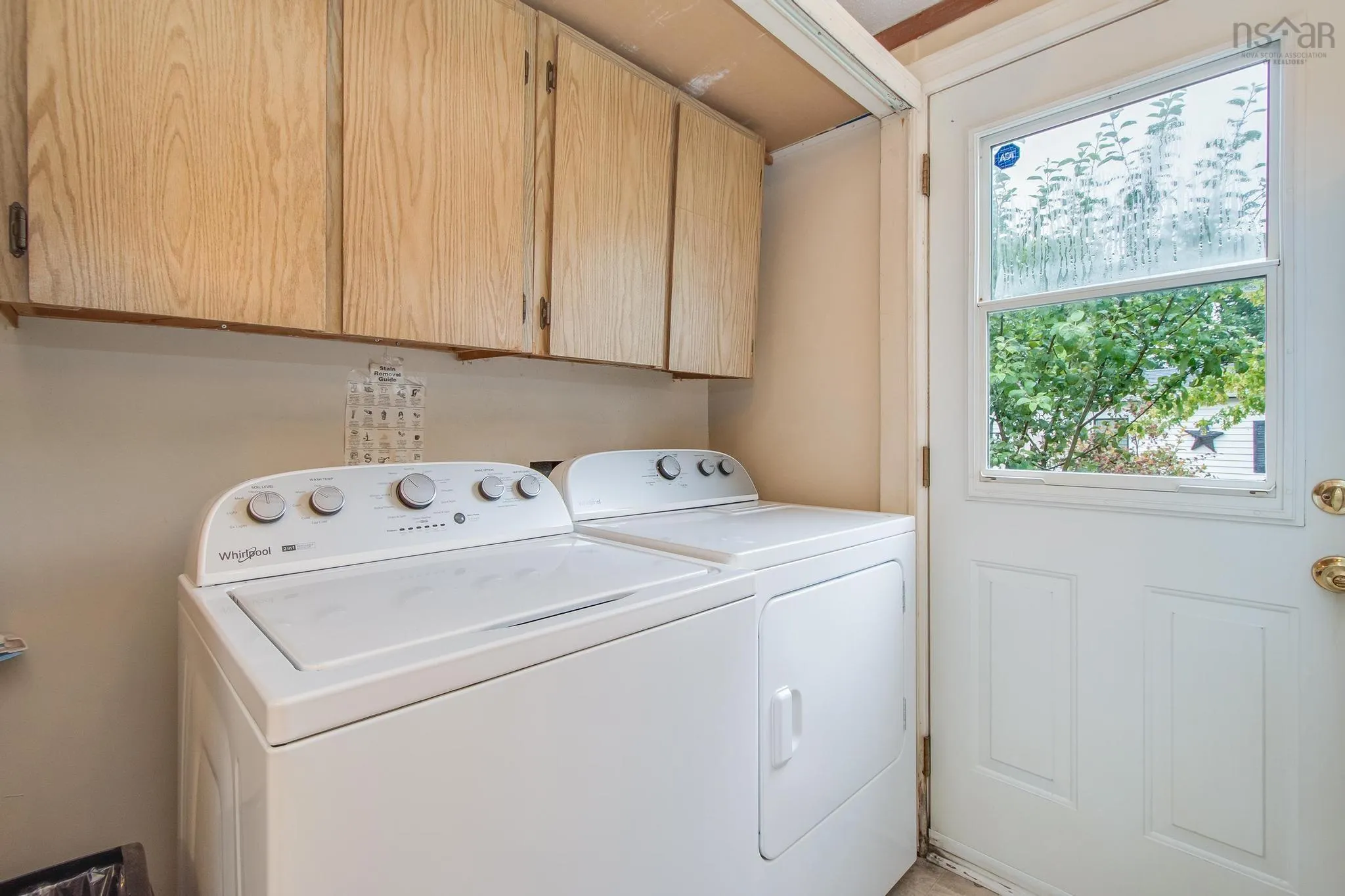 1 Wilson Avenue, Dartmouth, NS B2Y 2B2, 3 Bedrooms Bedrooms, ,2 BathroomsBathrooms,Residential,For Sale,Wilson,202518420