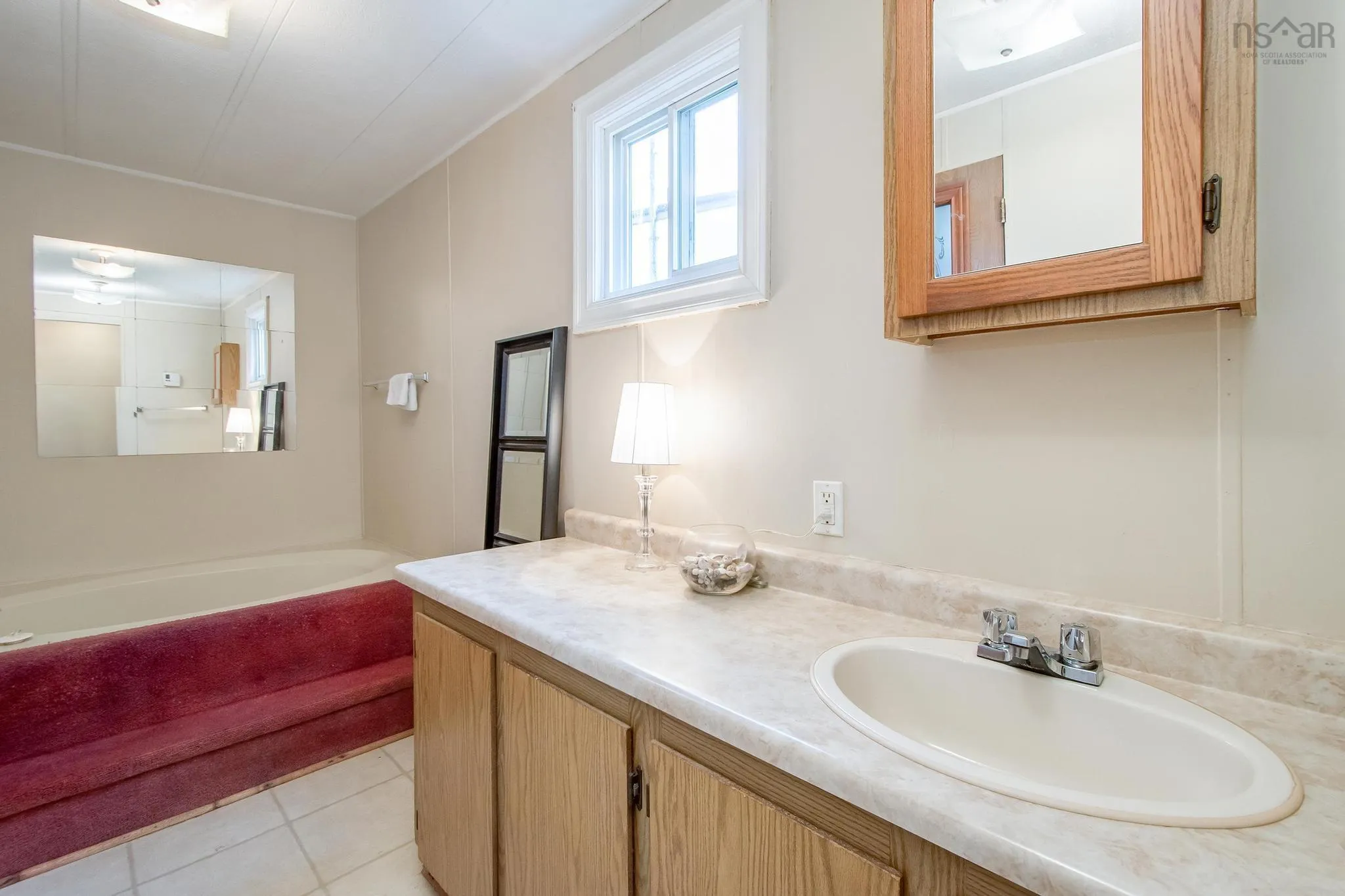1 Wilson Avenue, Dartmouth, NS B2Y 2B2, 3 Bedrooms Bedrooms, ,2 BathroomsBathrooms,Residential,For Sale,Wilson,202518420