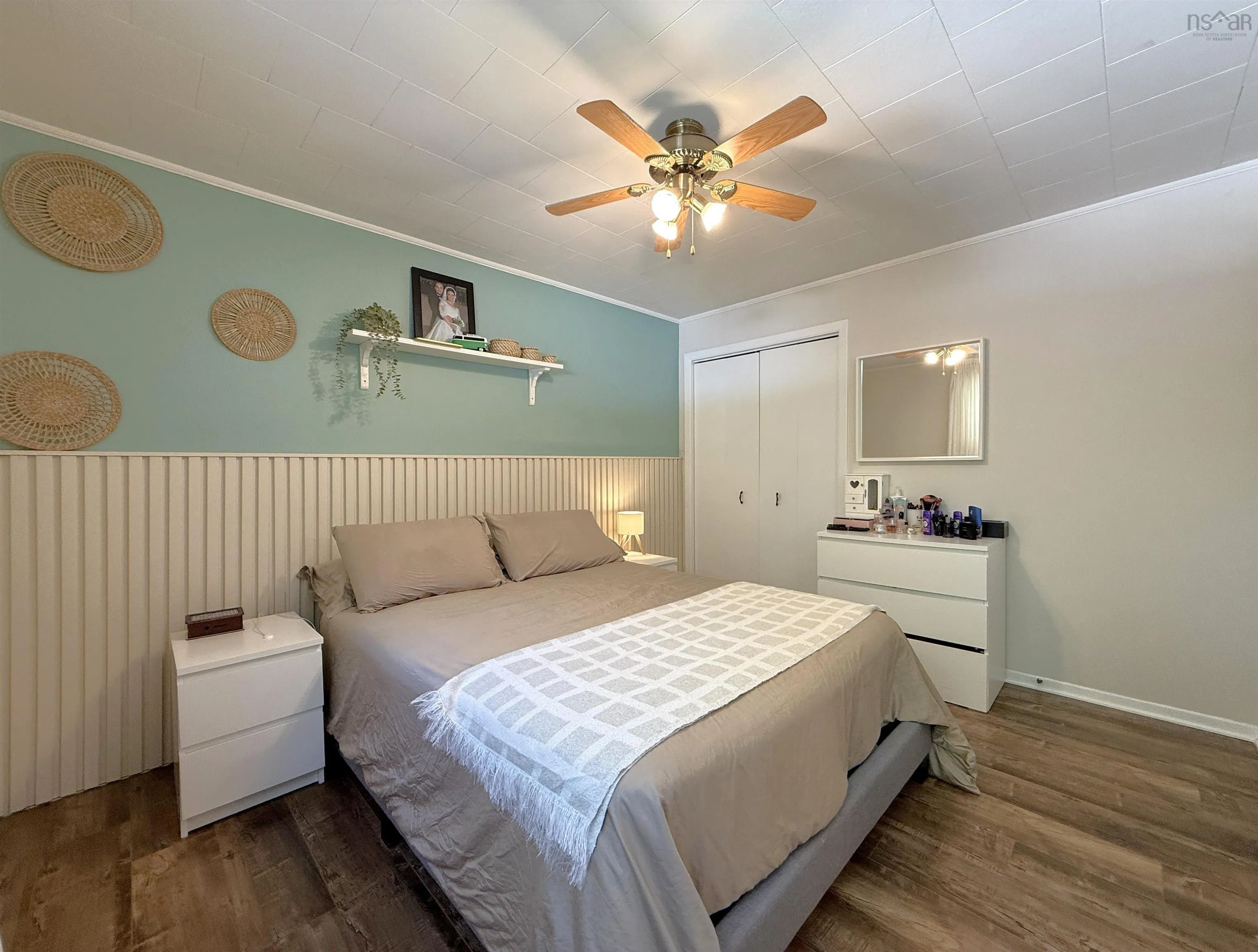 32 Murray Drive, Bridgewater, NS B4V 2M7, 5 Bedrooms Bedrooms, ,3 BathroomsBathrooms,Residential,For Sale,Murray,202520249