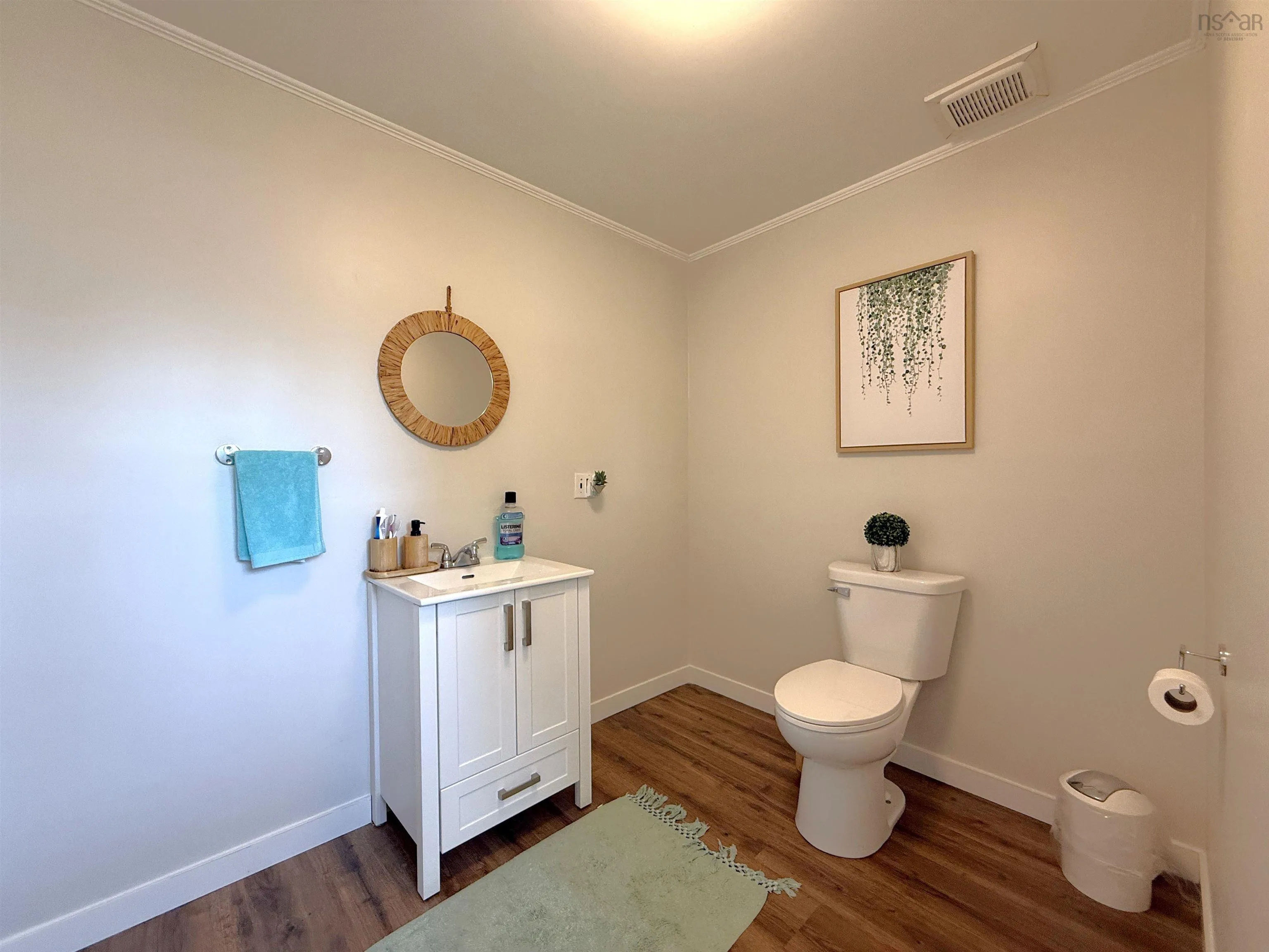32 Murray Drive, Bridgewater, NS B4V 2M7, 5 Bedrooms Bedrooms, ,3 BathroomsBathrooms,Residential,For Sale,Murray,202520249