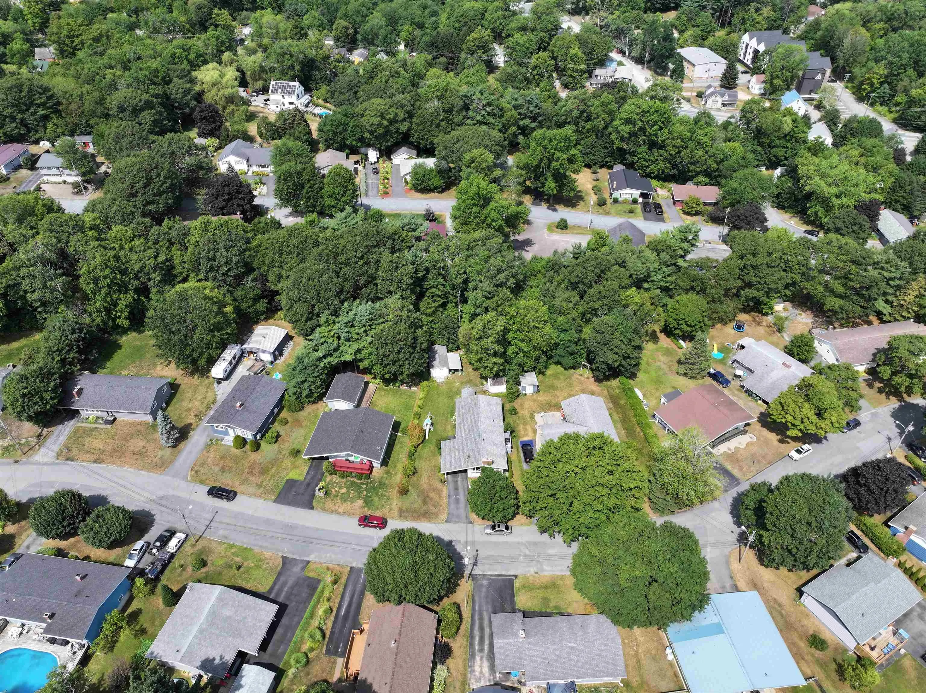 32 Murray Drive, Bridgewater, NS B4V 2M7, 5 Bedrooms Bedrooms, ,3 BathroomsBathrooms,Residential,For Sale,Murray,202520249