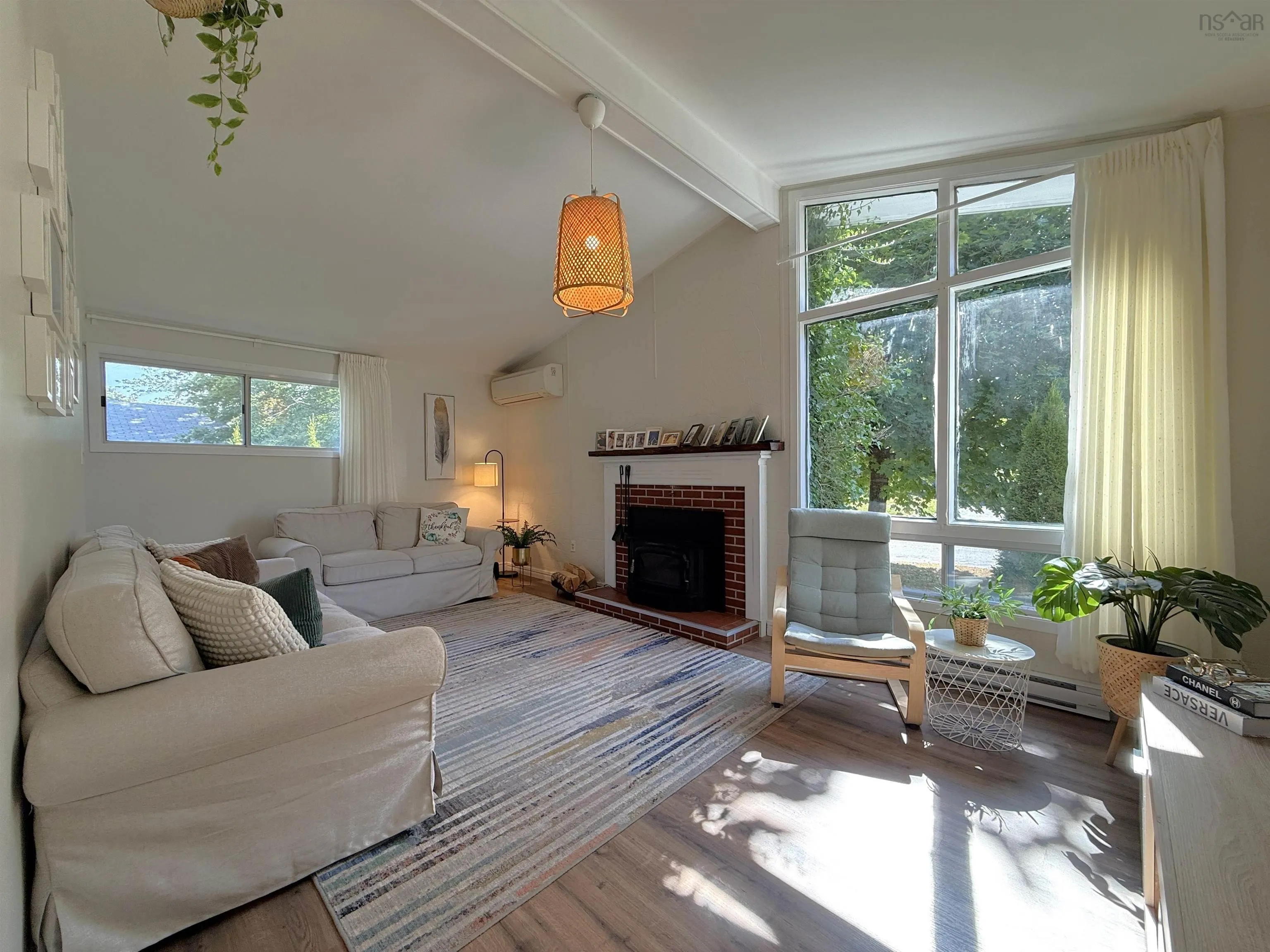 32 Murray Drive, Bridgewater, NS B4V 2M7, 5 Bedrooms Bedrooms, ,3 BathroomsBathrooms,Residential,For Sale,Murray,202520249