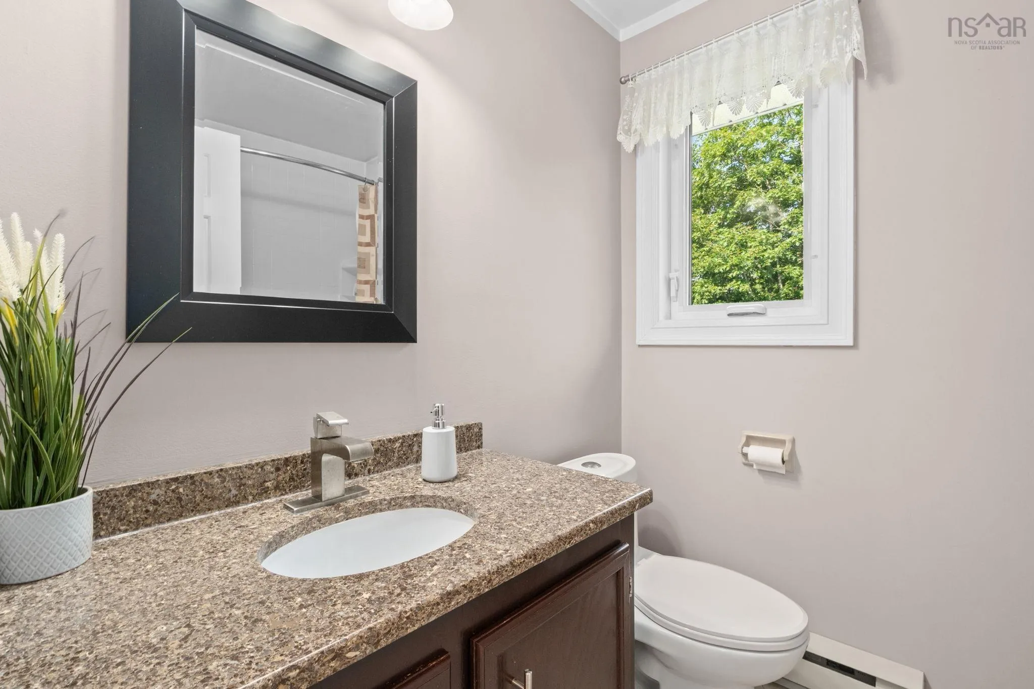 54 Riverview Crescent, Bedford, NS B4A 2X4, 4 Bedrooms Bedrooms, ,3 BathroomsBathrooms,Residential,For Sale,Riverview,202520438