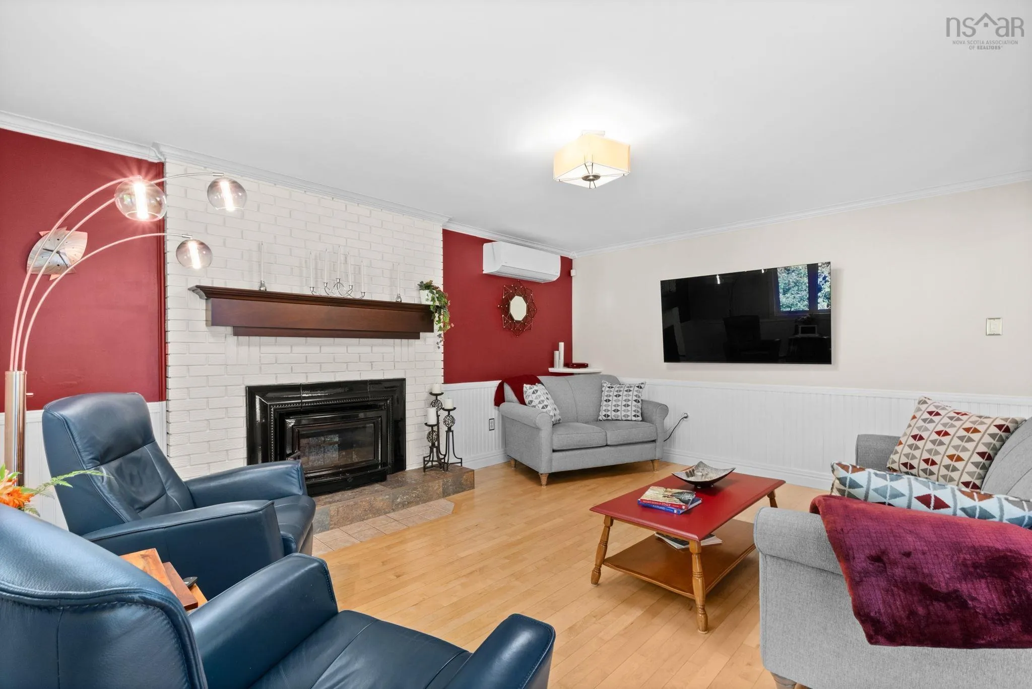 54 Riverview Crescent, Bedford, NS B4A 2X4, 4 Bedrooms Bedrooms, ,3 BathroomsBathrooms,Residential,For Sale,Riverview,202520438