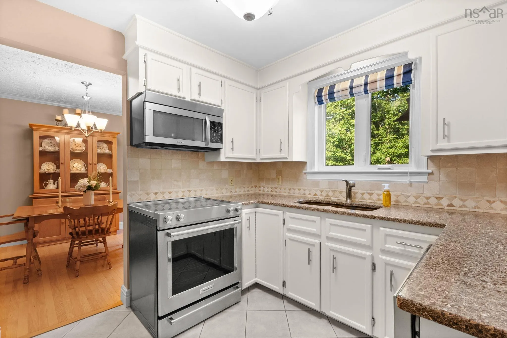 54 Riverview Crescent, Bedford, NS B4A 2X4, 4 Bedrooms Bedrooms, ,3 BathroomsBathrooms,Residential,For Sale,Riverview,202520438