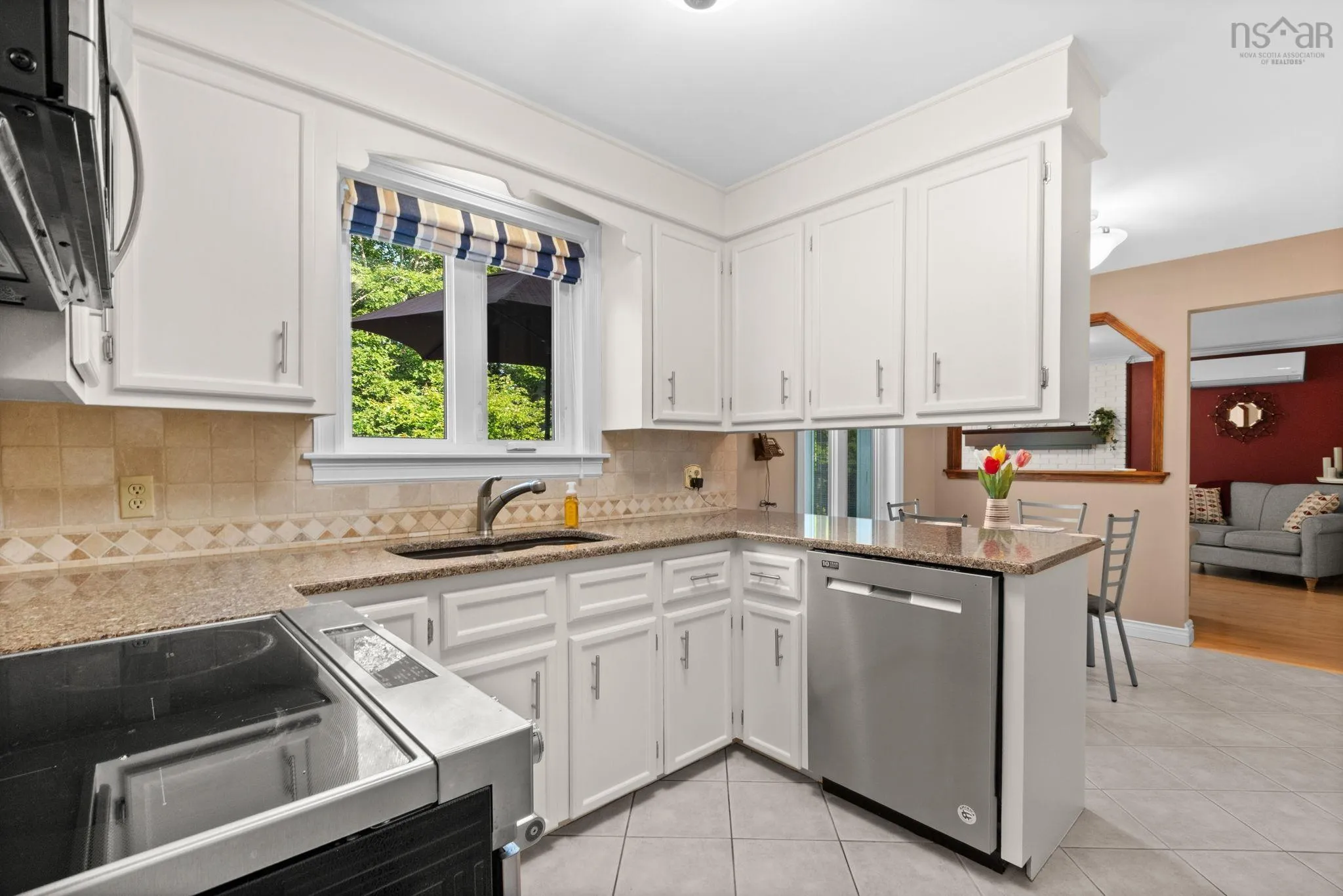 54 Riverview Crescent, Bedford, NS B4A 2X4, 4 Bedrooms Bedrooms, ,3 BathroomsBathrooms,Residential,For Sale,Riverview,202520438