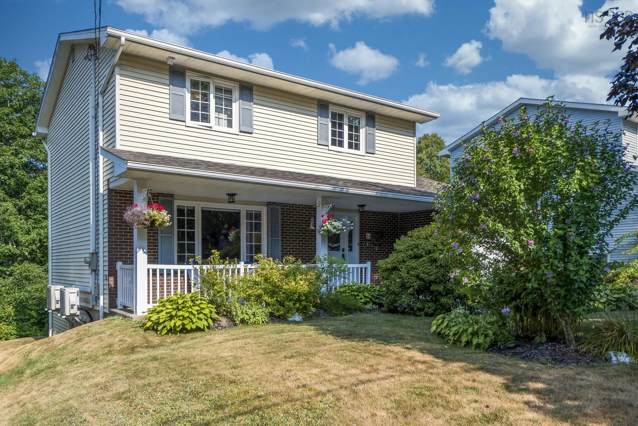 54 Riverview Crescent, Bedford, NS B4A 2X4, 4 Bedrooms Bedrooms, ,3 BathroomsBathrooms,Residential,For Sale,Riverview,202520438