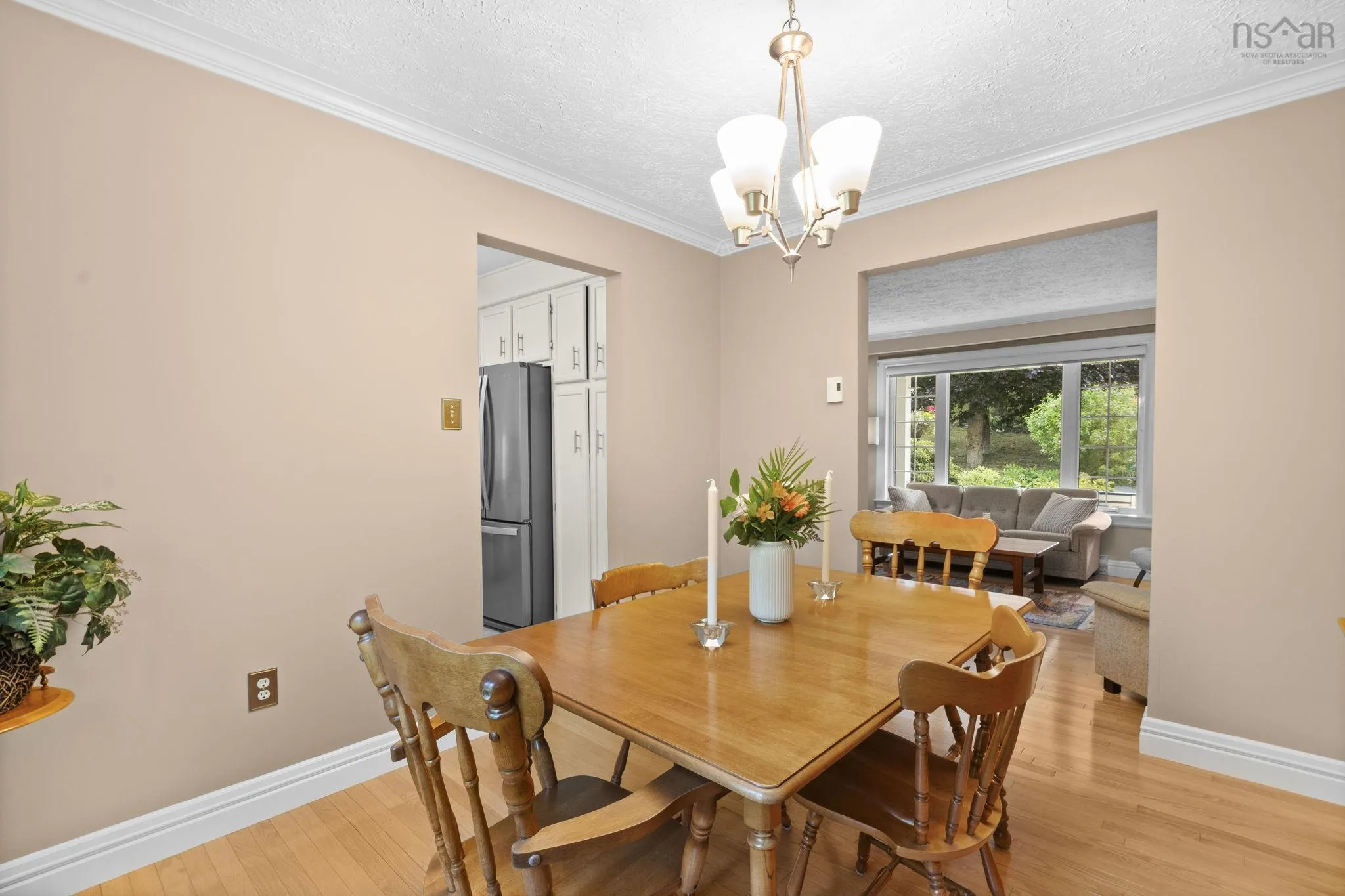 54 Riverview Crescent, Bedford, NS B4A 2X4, 4 Bedrooms Bedrooms, ,3 BathroomsBathrooms,Residential,For Sale,Riverview,202520438