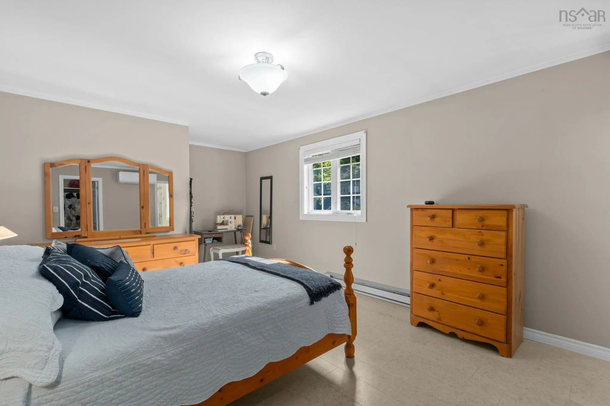 54 Riverview Crescent, Bedford, NS B4A 2X4, 4 Bedrooms Bedrooms, ,3 BathroomsBathrooms,Residential,For Sale,Riverview,202520438