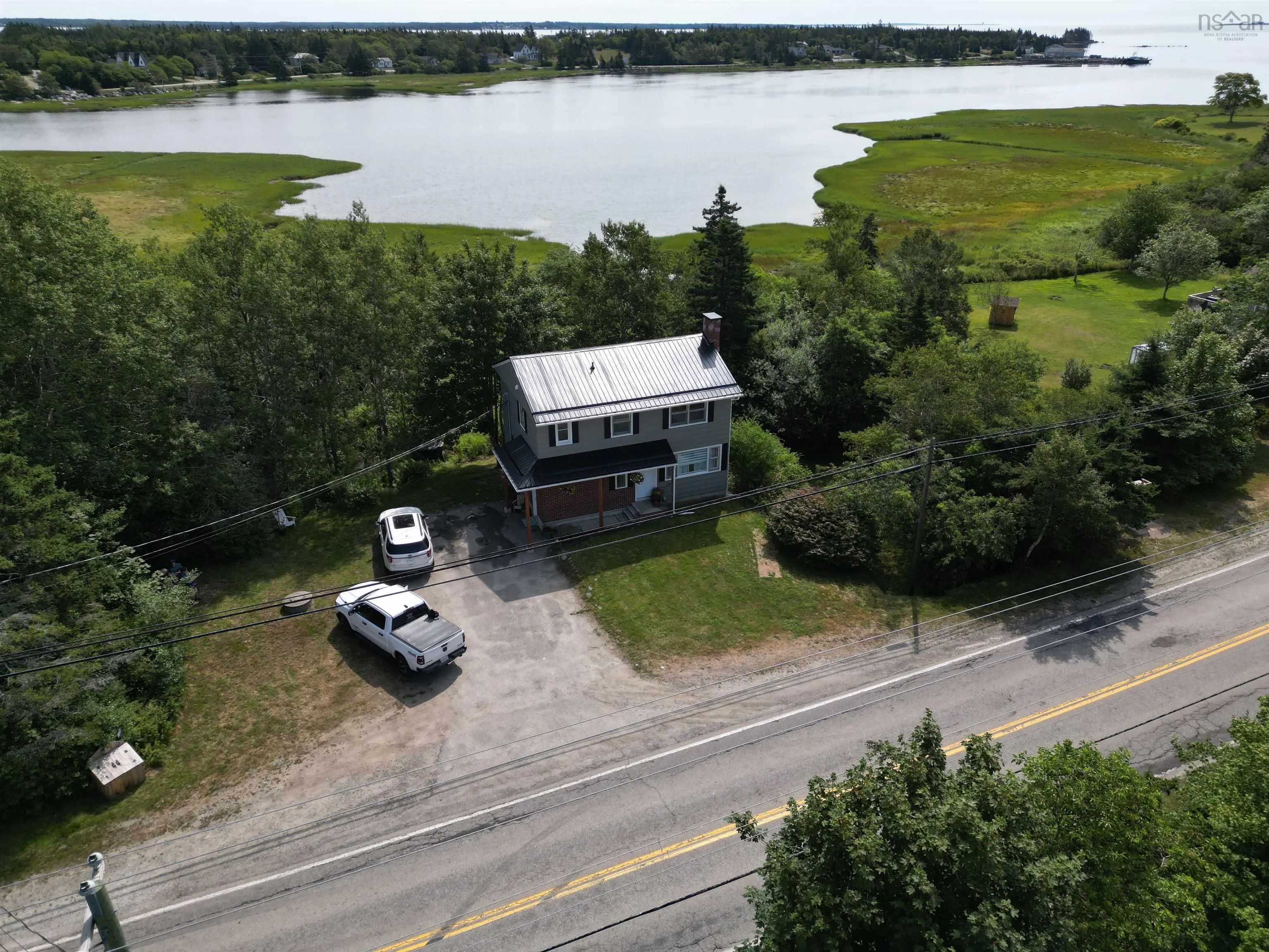3307 Highway 3, Barrington Passage, NS B0W 1G0, 3 Bedrooms Bedrooms, ,2 BathroomsBathrooms,Residential,For Sale,Highway 3,202520173