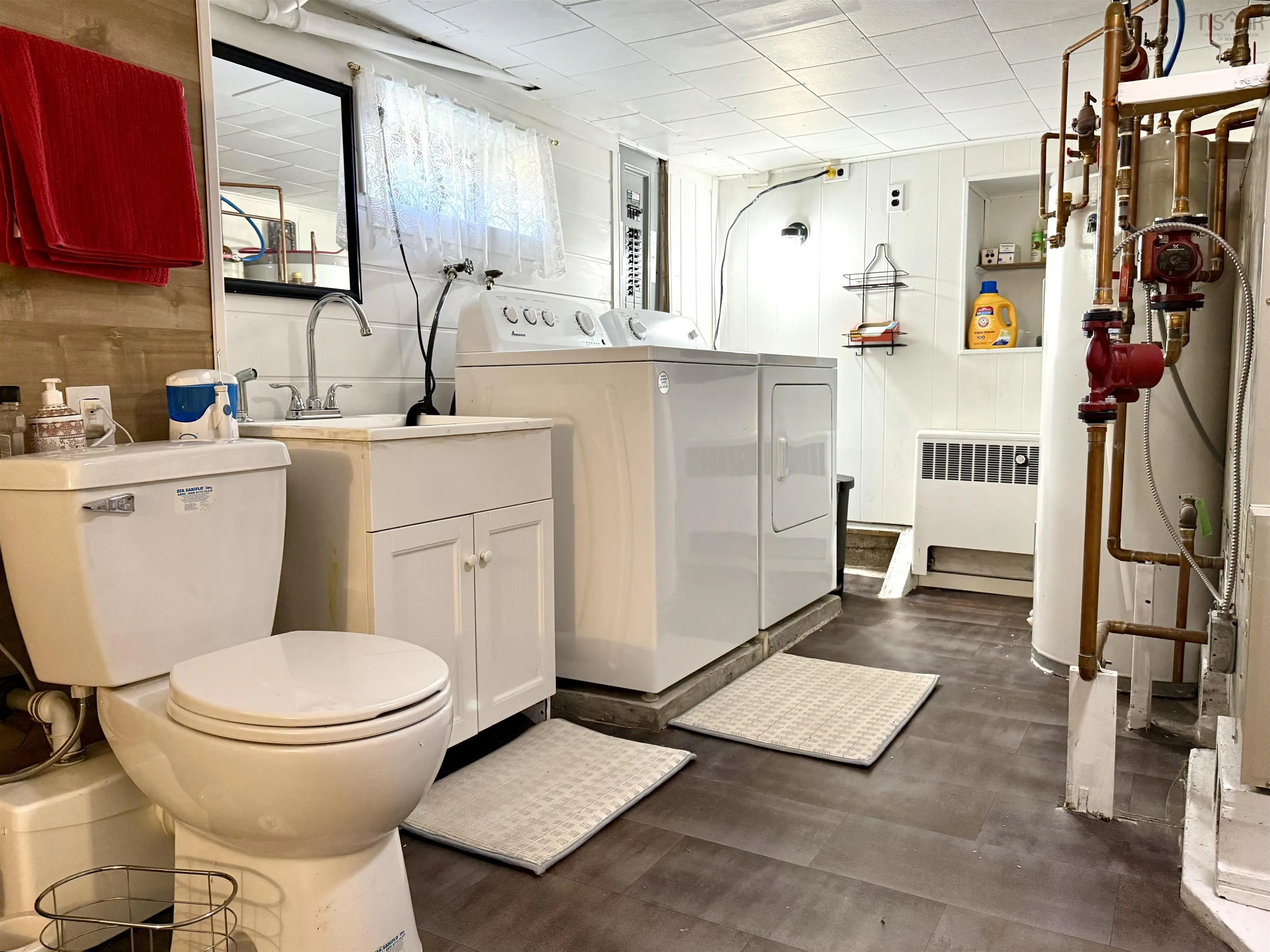 11838 2 Highway, Leamington, NS B0M 1X0, 4 Bedrooms Bedrooms, ,2 BathroomsBathrooms,Residential,For Sale,2,202520603