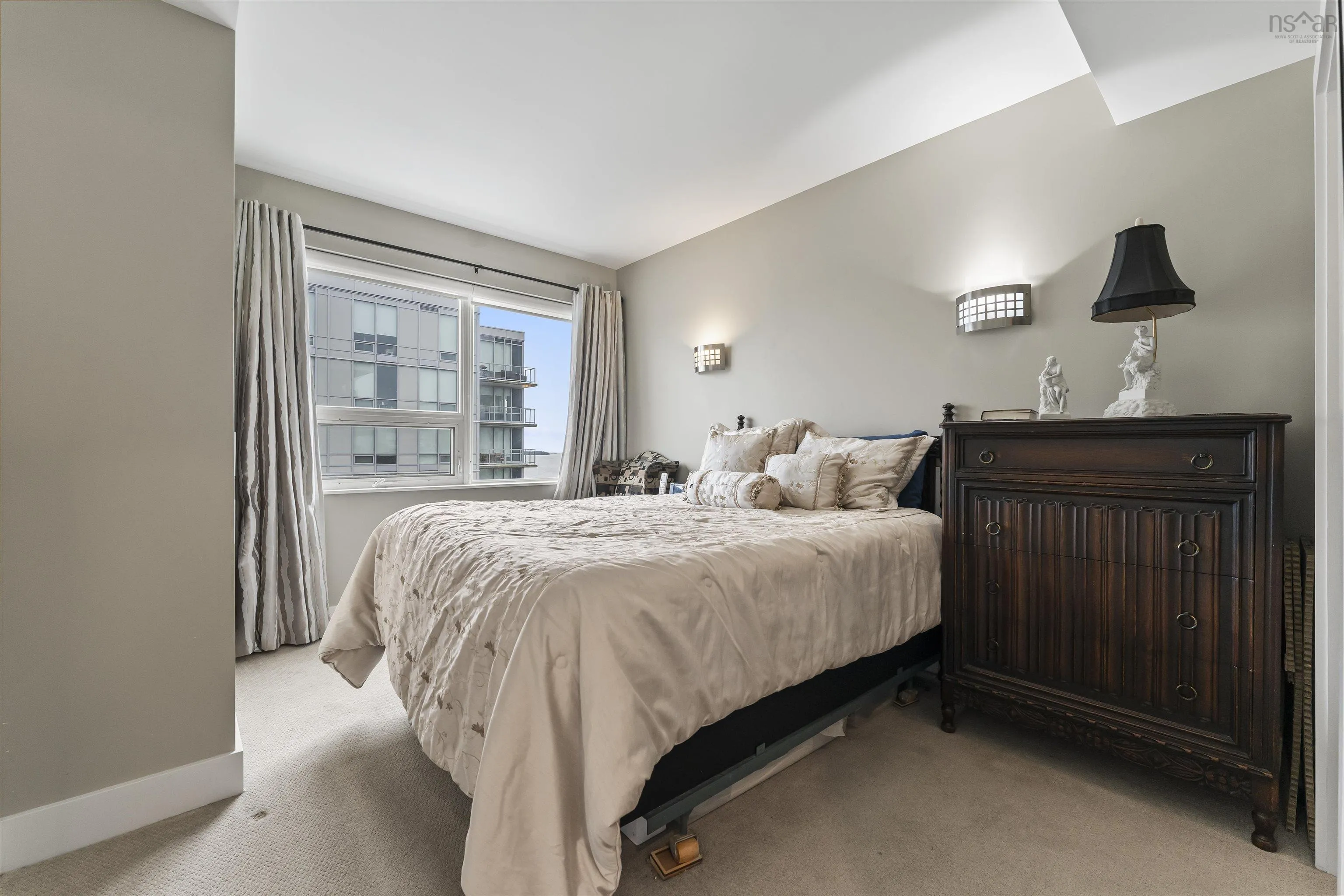 1003-31 Kings Wharf Place, Dartmouth Ns B2y 0c1, 2 Bedrooms Bedrooms, ,2 BathroomsBathrooms,Residential,For Sale,Kings Wharf,202500902