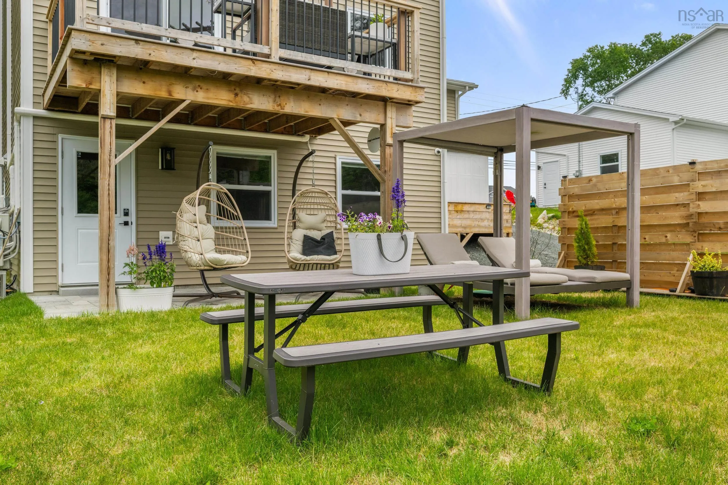 11186 Peggys Cove Road, Seabright, NS B3Z 3C1, 4 Bedrooms Bedrooms, ,4 BathroomsBathrooms,Residential,For Sale,Peggys Cove,202517776