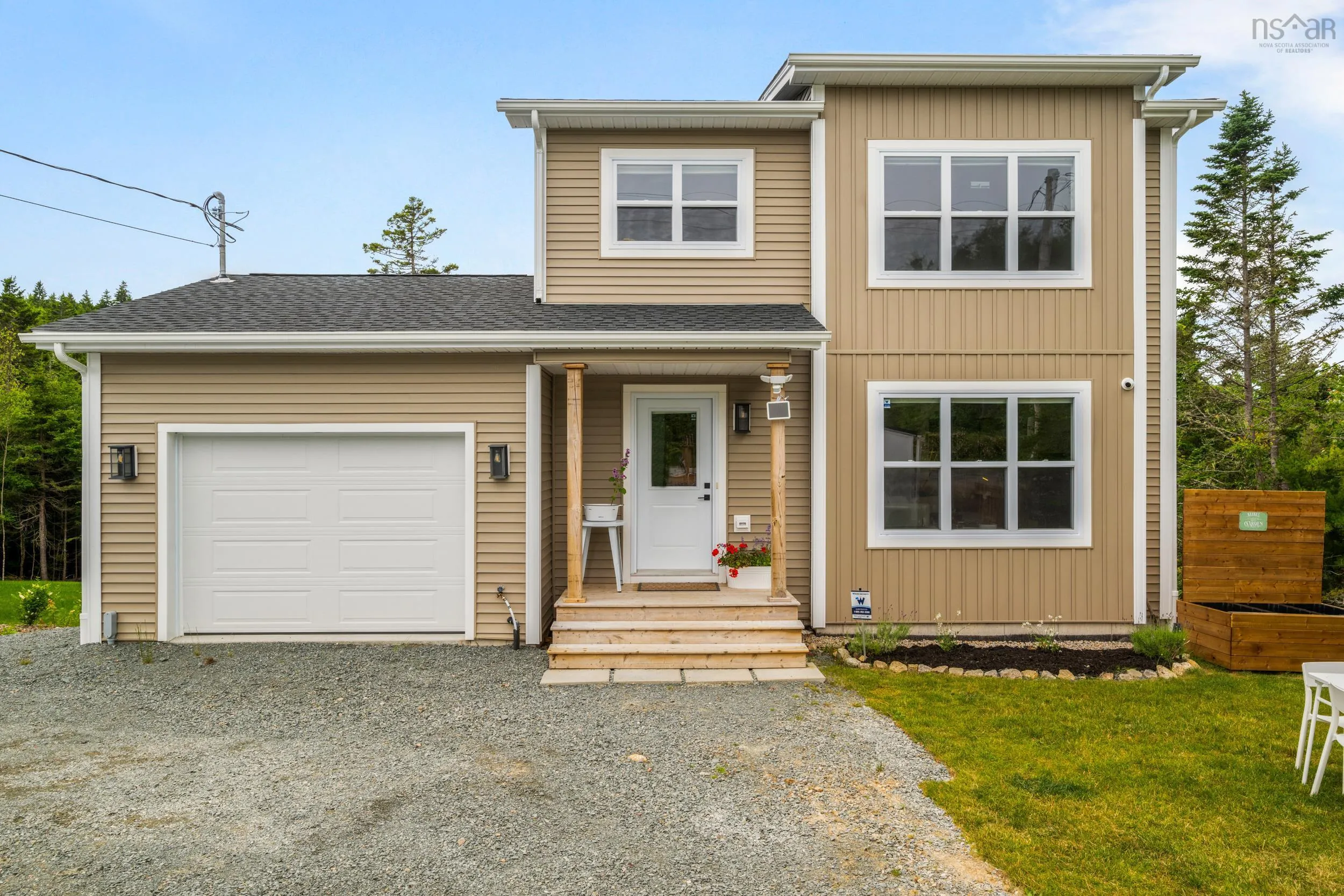 11186 Peggys Cove Road, Seabright, NS B3Z 3C1, 4 Bedrooms Bedrooms, ,4 BathroomsBathrooms,Residential,For Sale,Peggys Cove,202517776