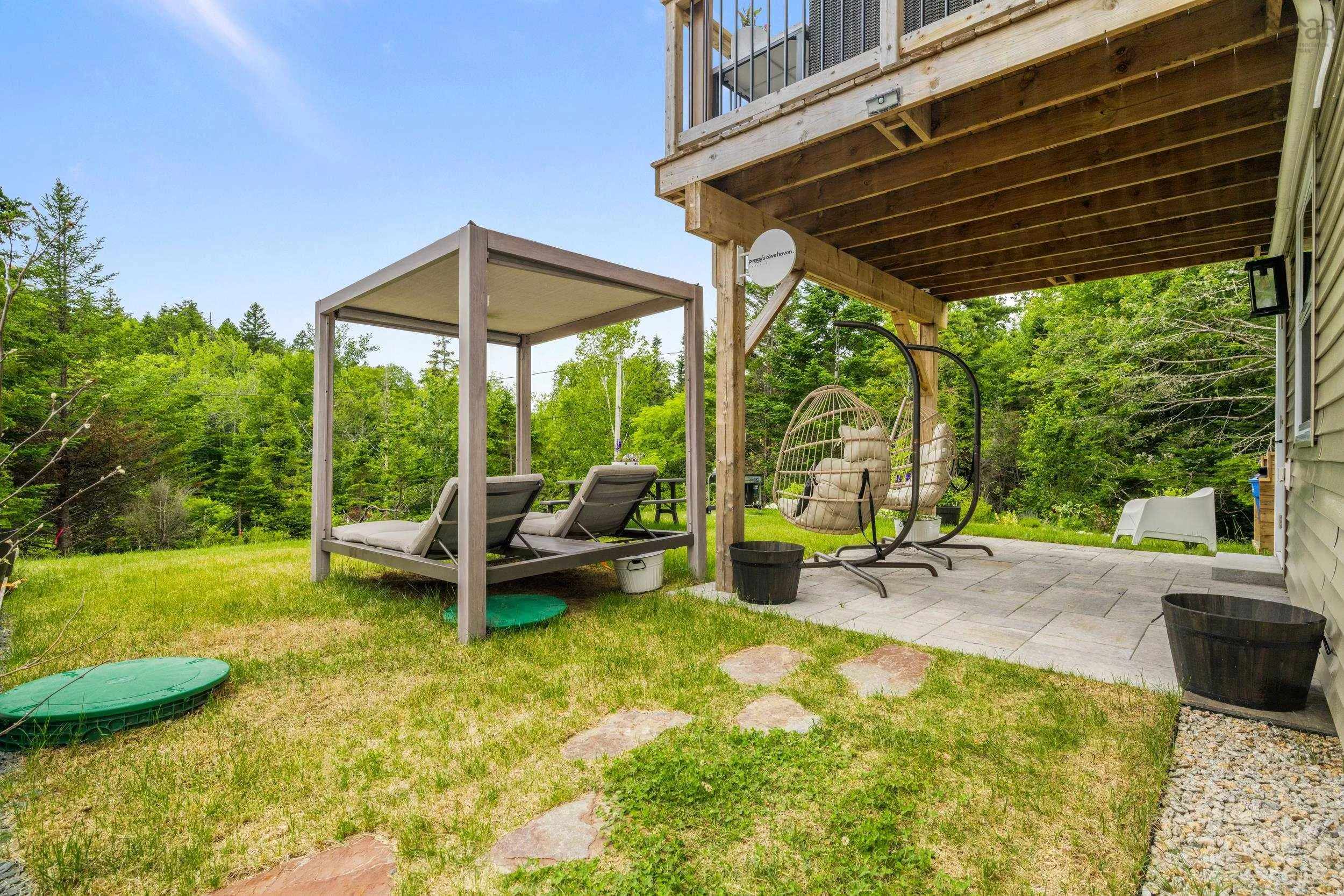 11186 Peggys Cove Road, Seabright, NS B3Z 3C1, 4 Bedrooms Bedrooms, ,4 BathroomsBathrooms,Residential,For Sale,Peggys Cove,202517776