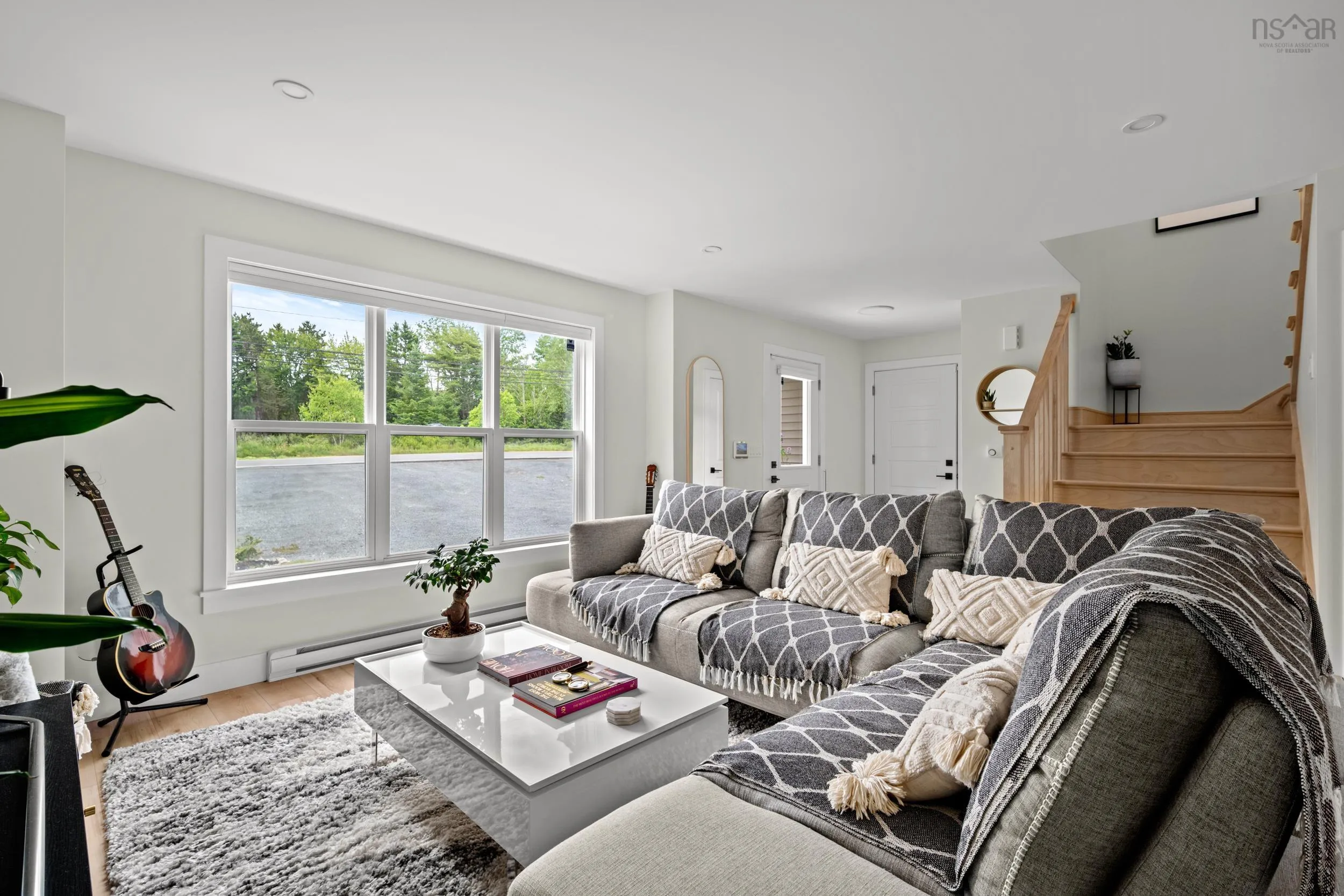 11186 Peggys Cove Road, Seabright, NS B3Z 3C1, 4 Bedrooms Bedrooms, ,4 BathroomsBathrooms,Residential,For Sale,Peggys Cove,202517776