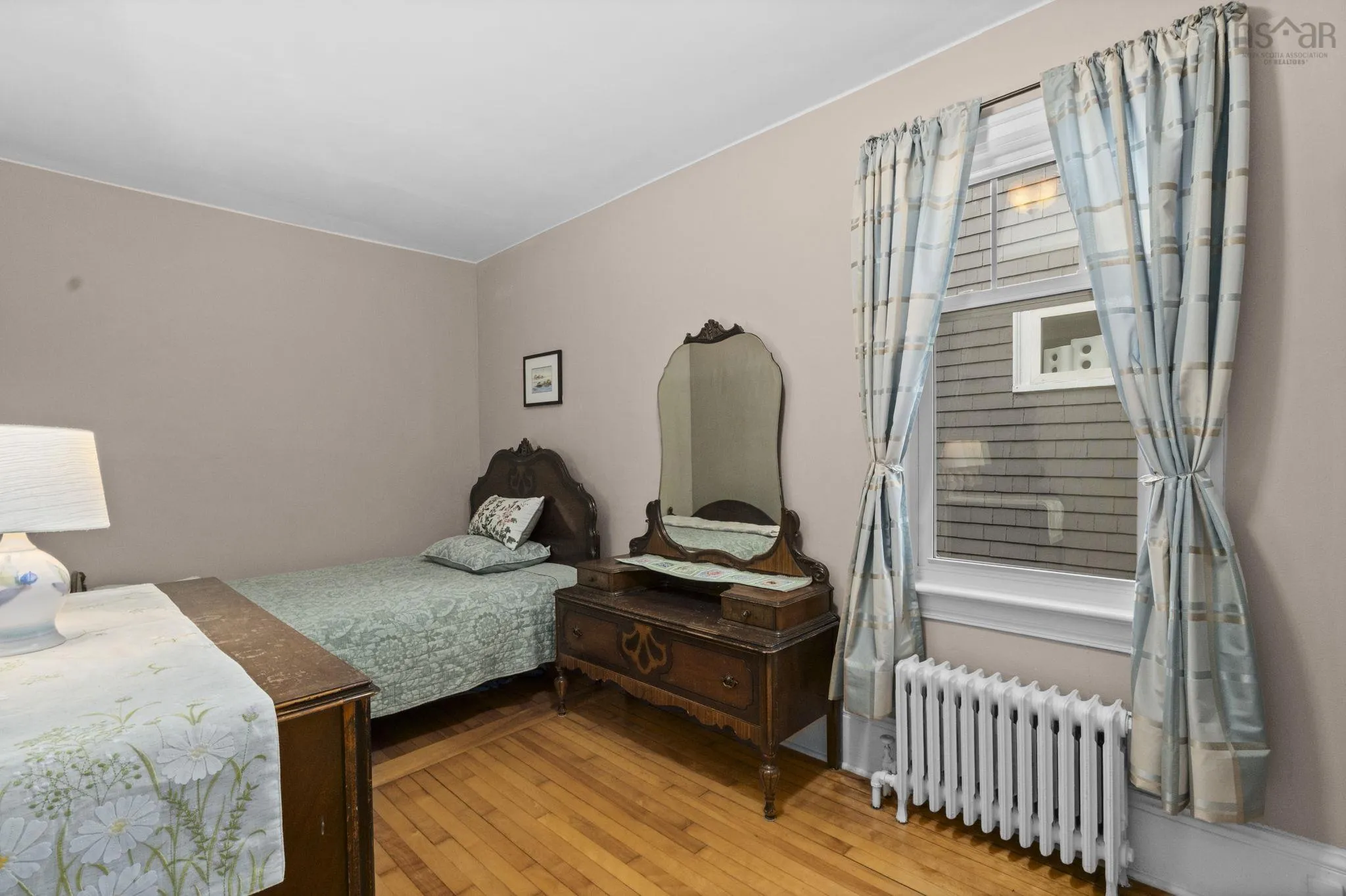 2512 Poplar Street, Halifax, NS B3L 2Y8, 3 Bedrooms Bedrooms, ,2 BathroomsBathrooms,Residential,For Sale,Poplar,202524279